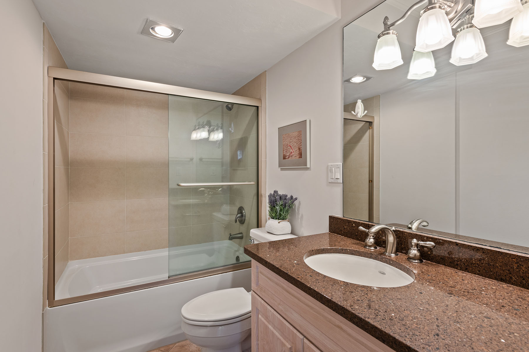 1930 Gulf Shore Boulevard N , D101