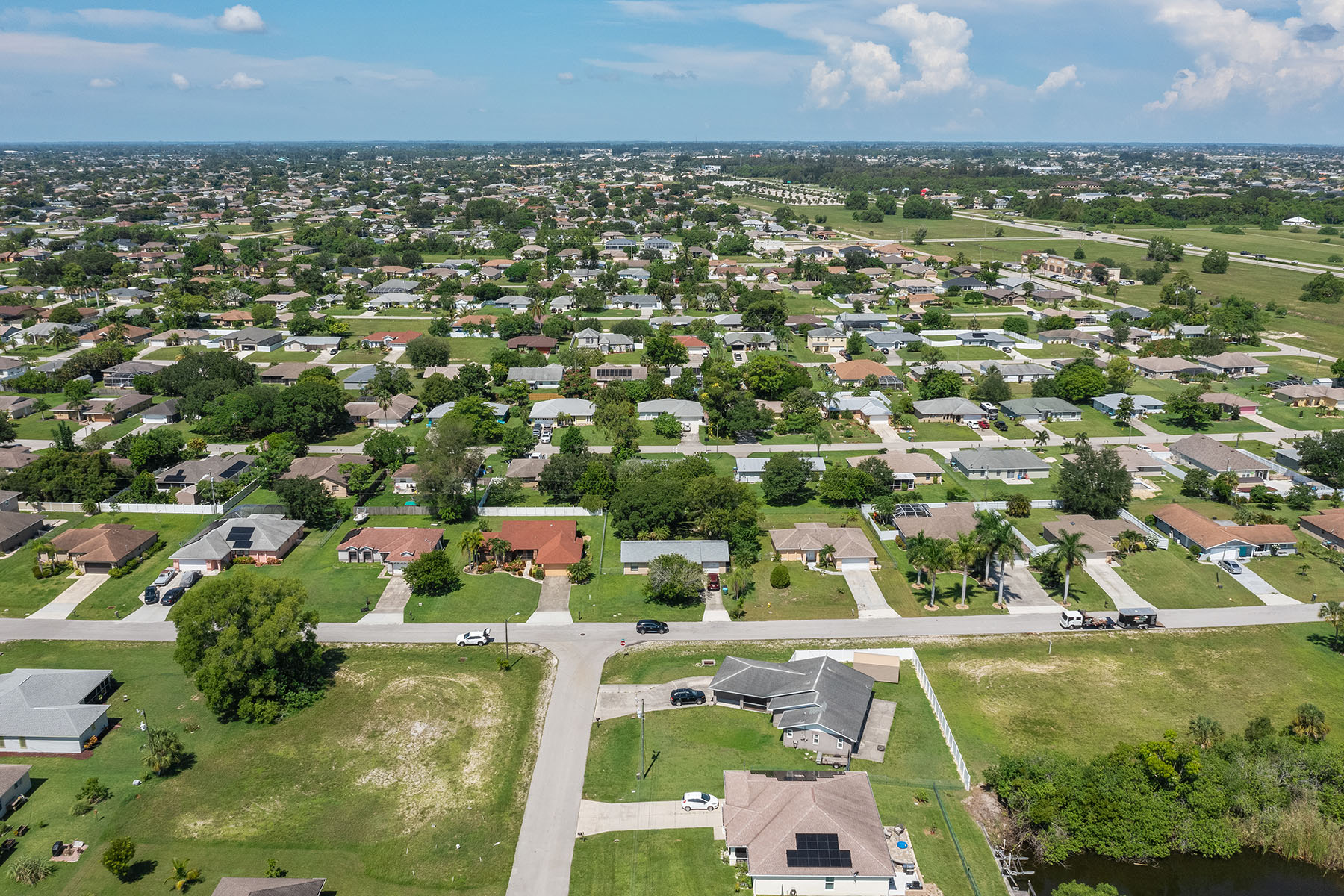 218 NE 10th Place