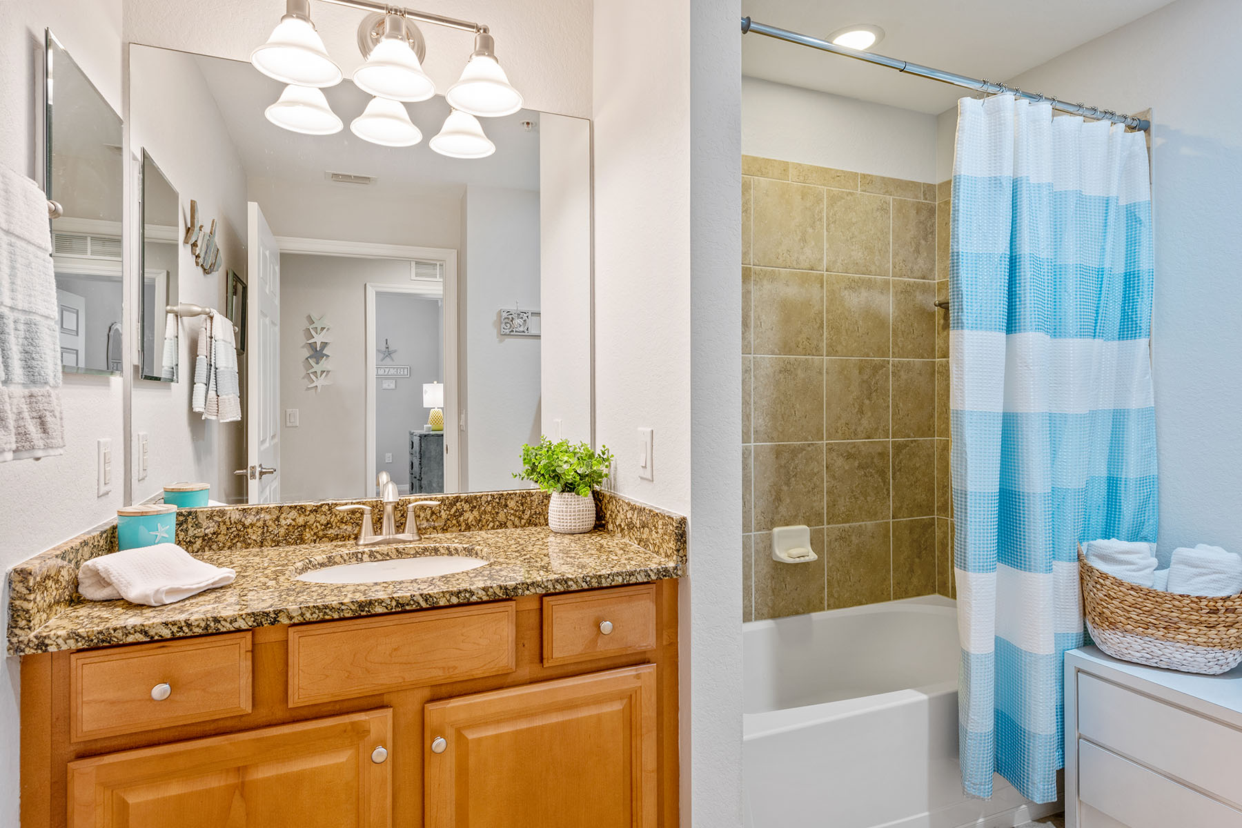 3149 Aviamar Circle , 101