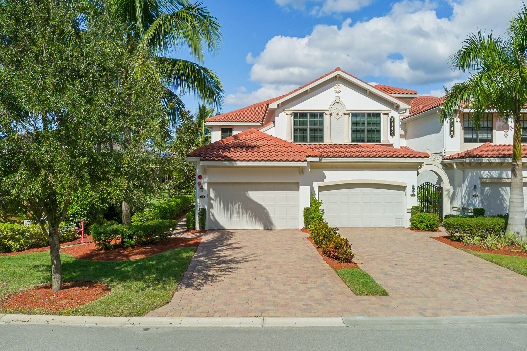3149 Aviamar Circle , 101