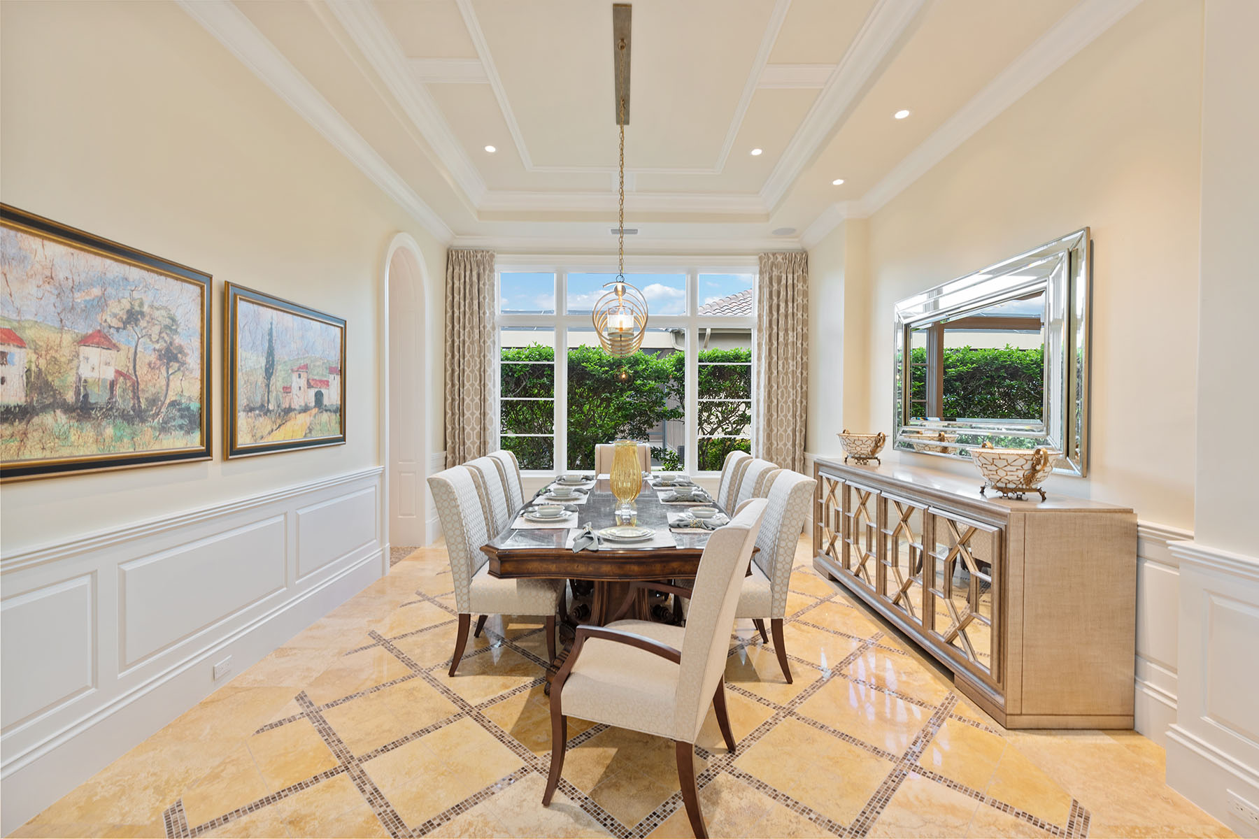 3855 Isla Del Sol Way