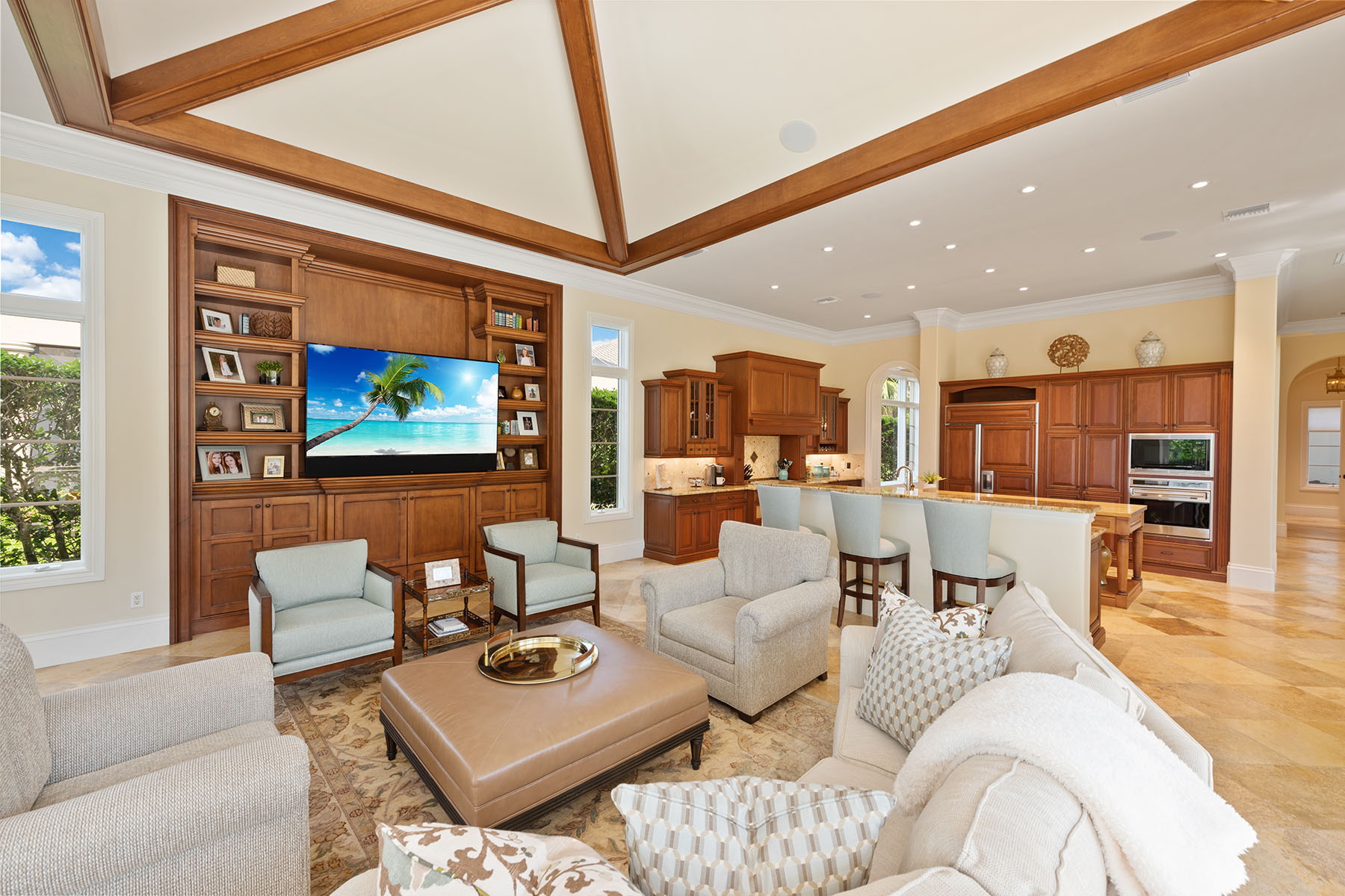 3855 Isla Del Sol Way