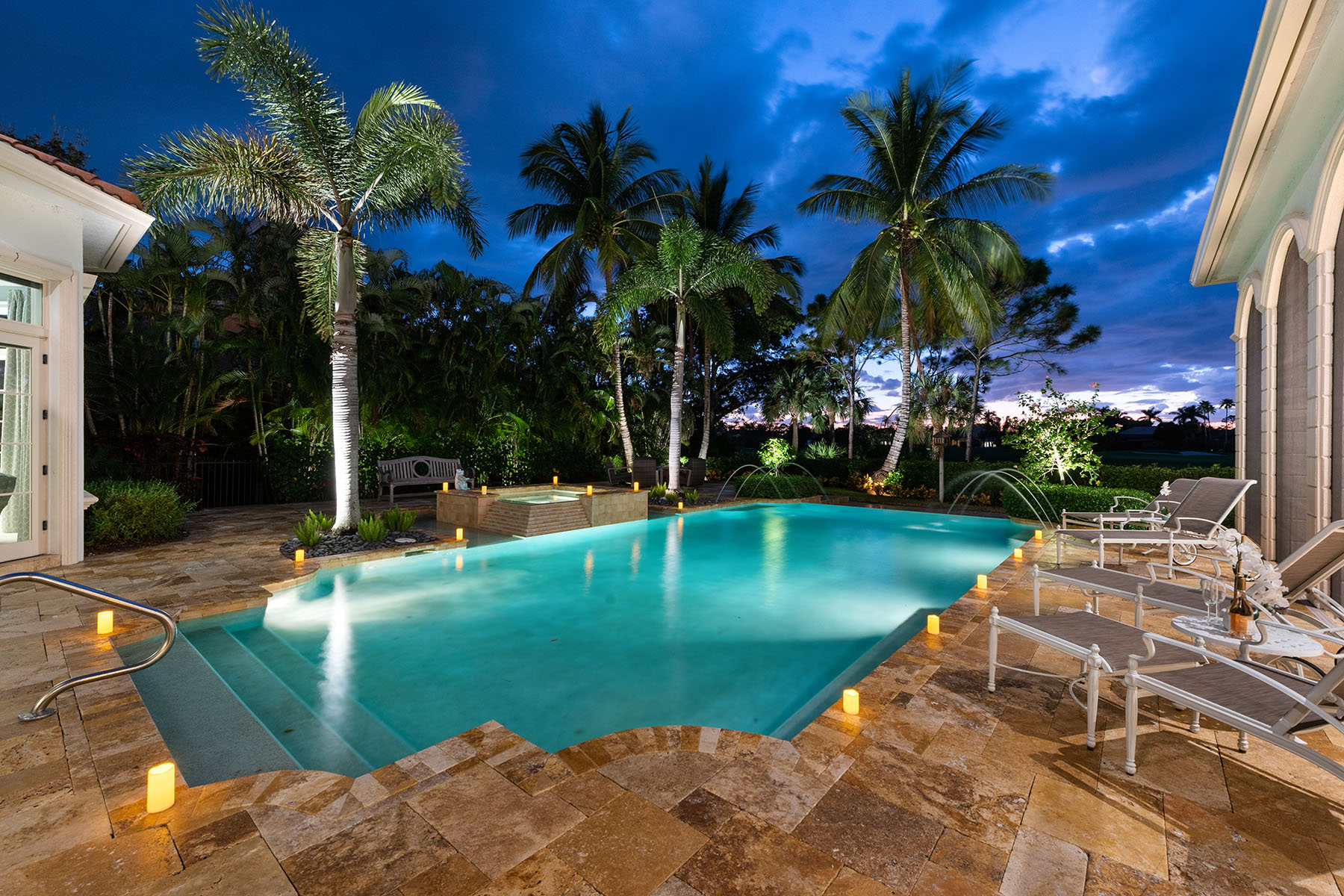 3855 Isla Del Sol Way