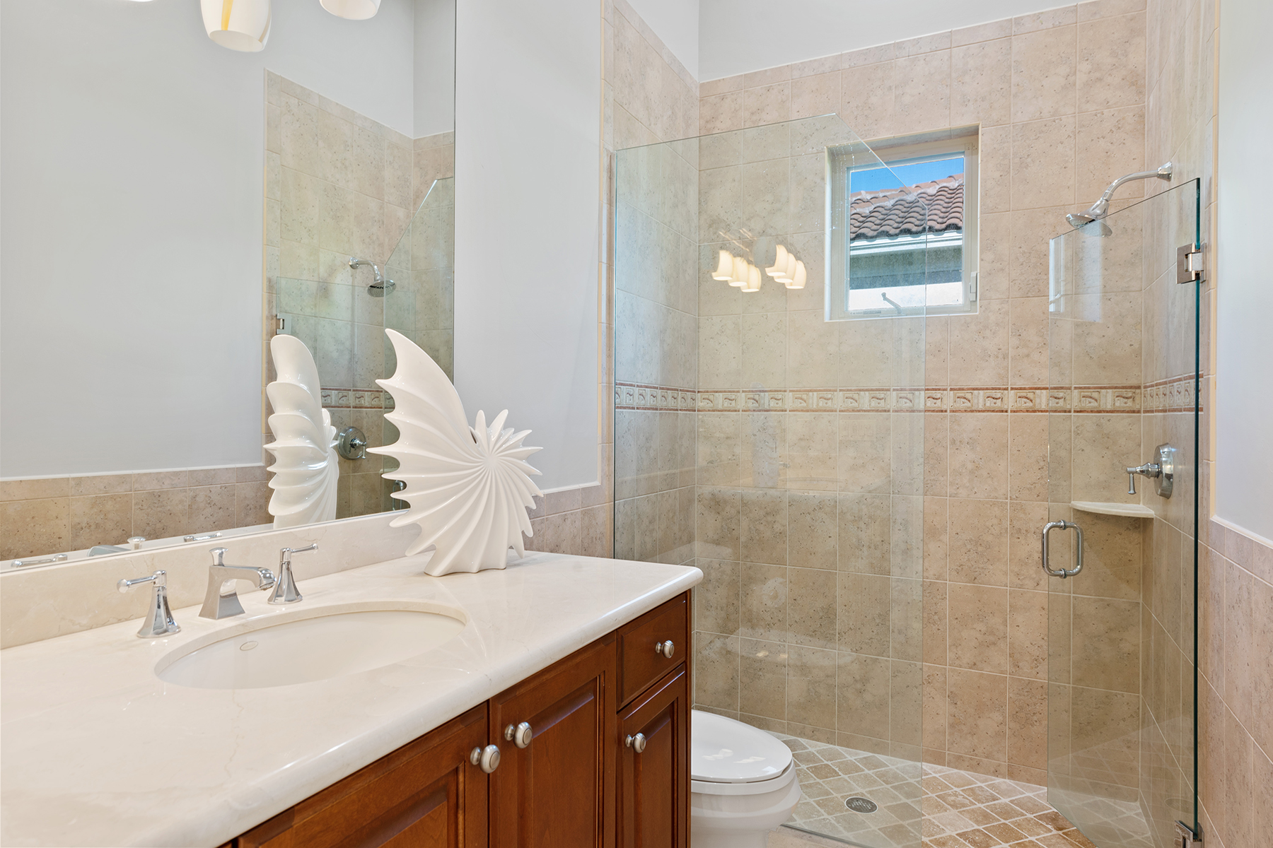 3856 Isla Del Sol Way
