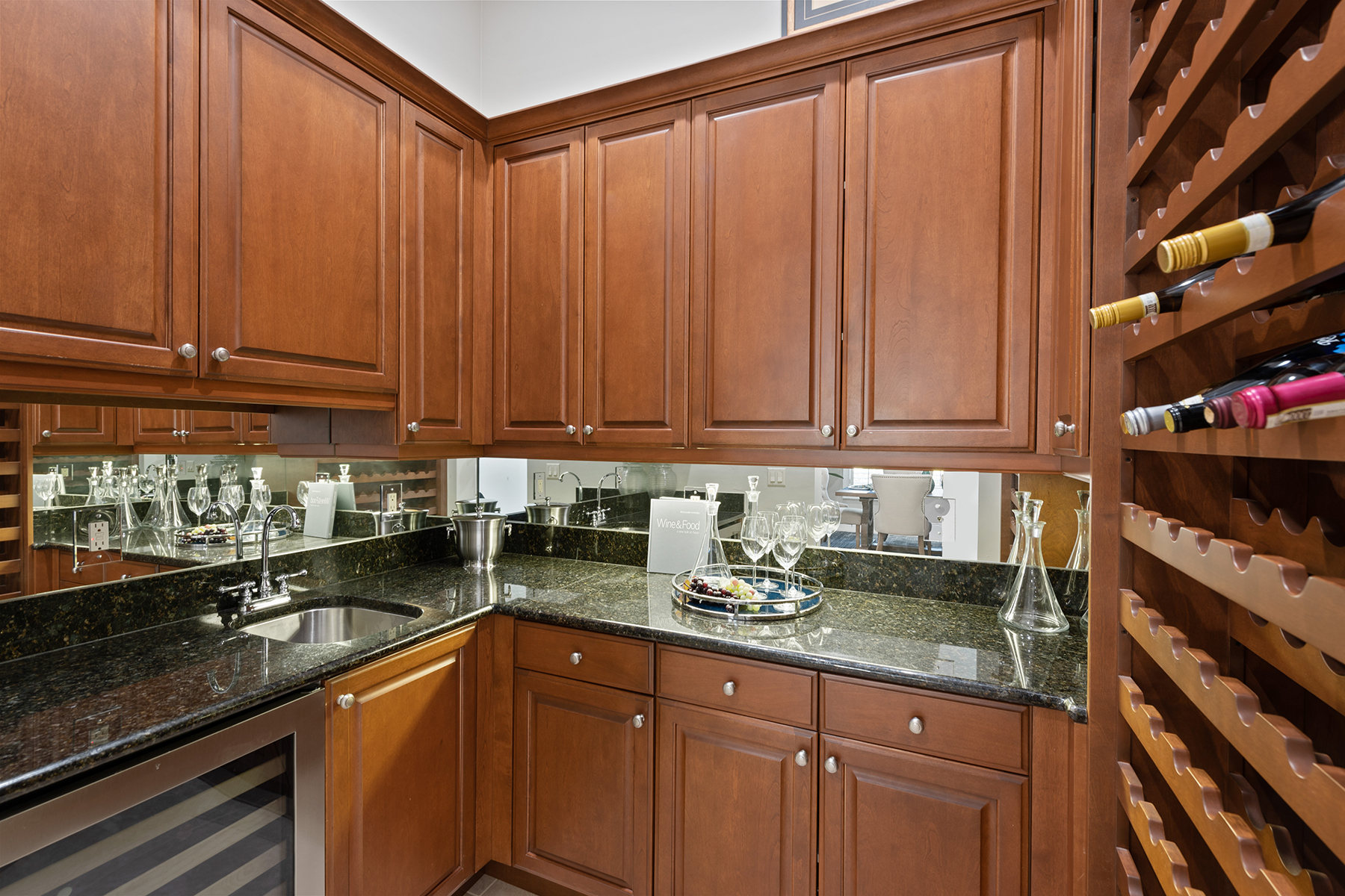 3856 Isla Del Sol Way