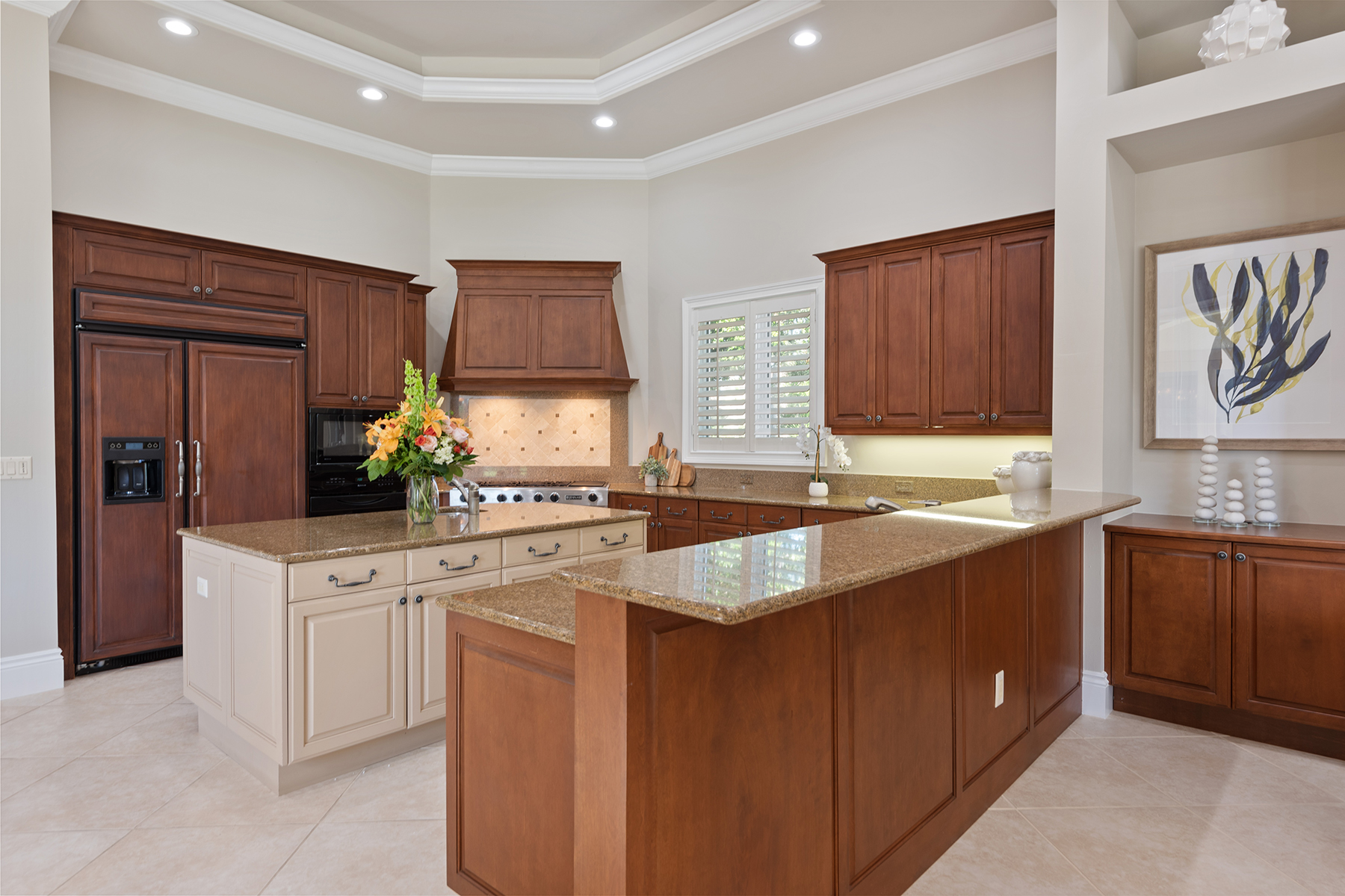 3856 Isla Del Sol Way