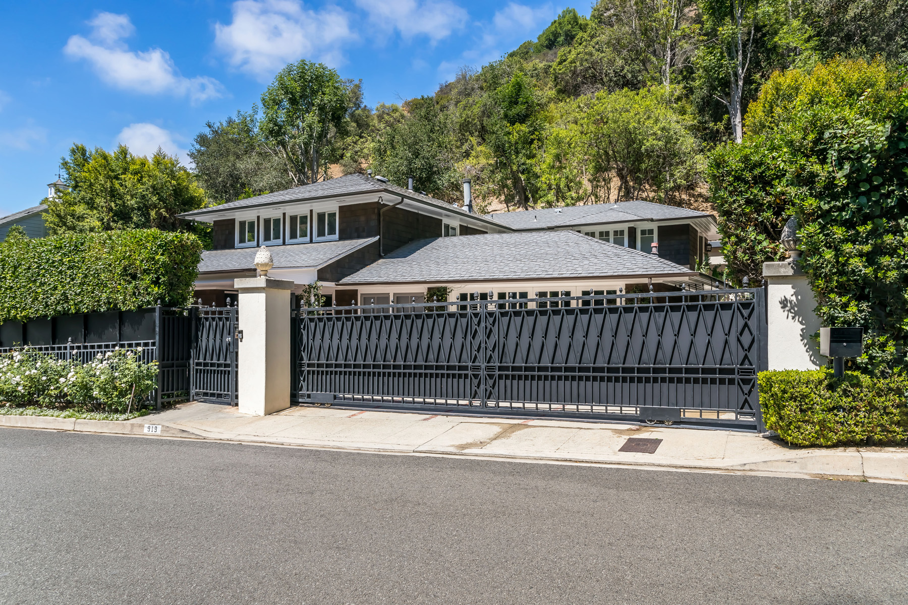 919 Chantilly Road