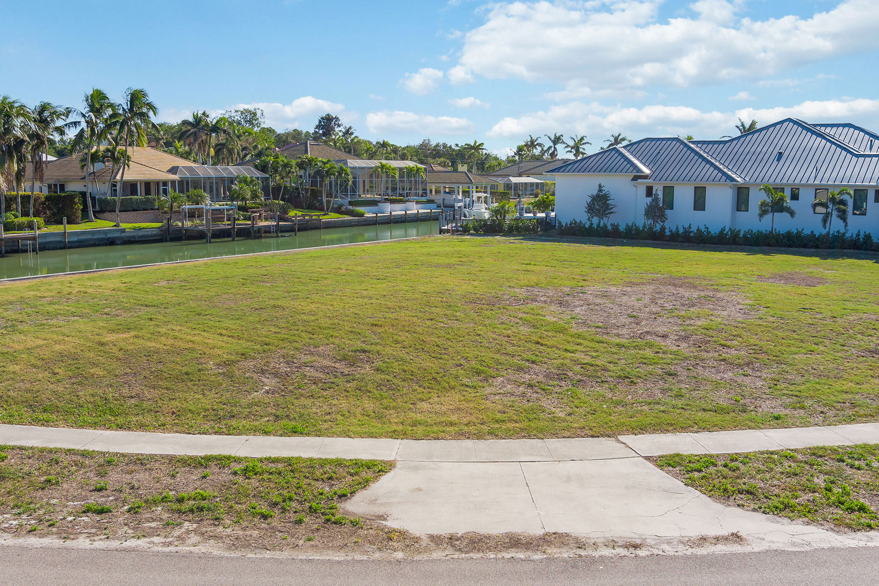931 E Inlet Drive