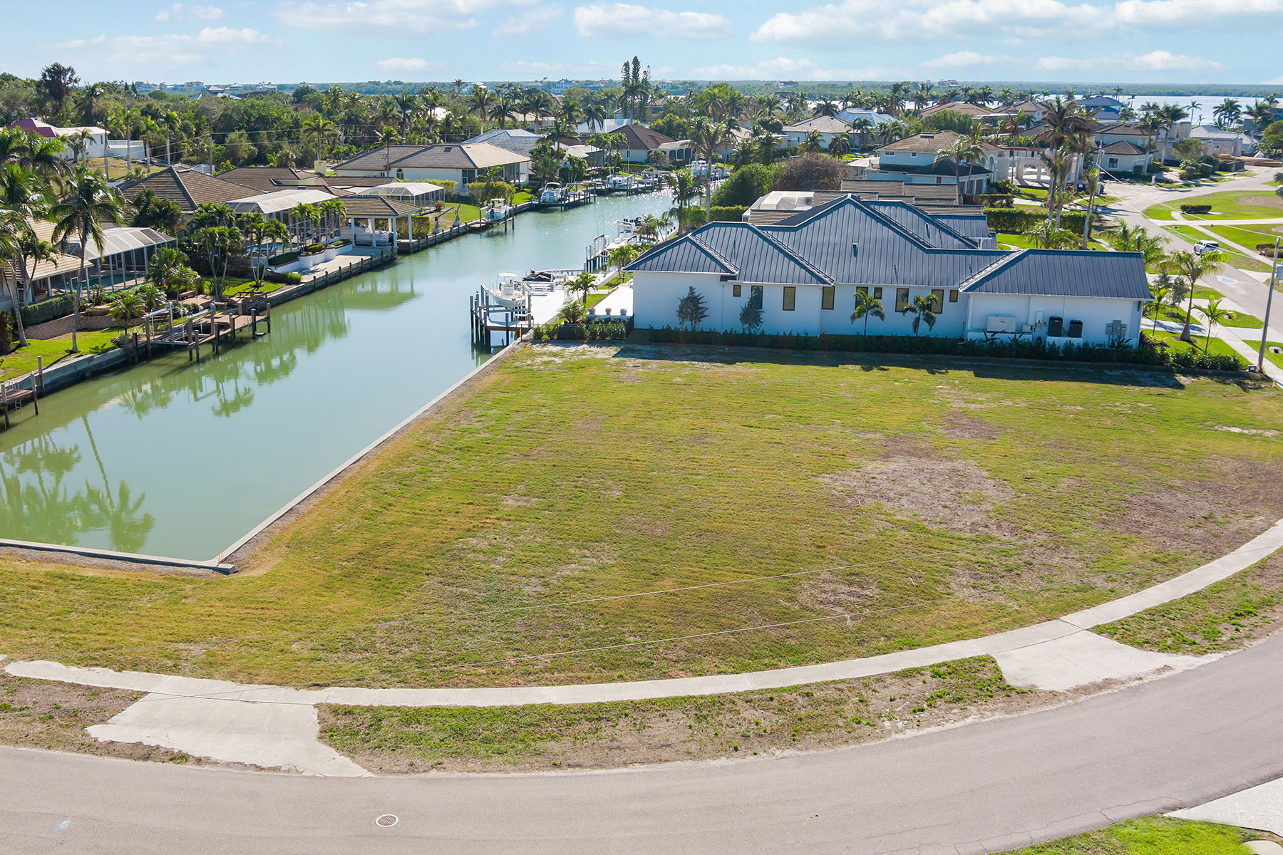 931 E Inlet Drive