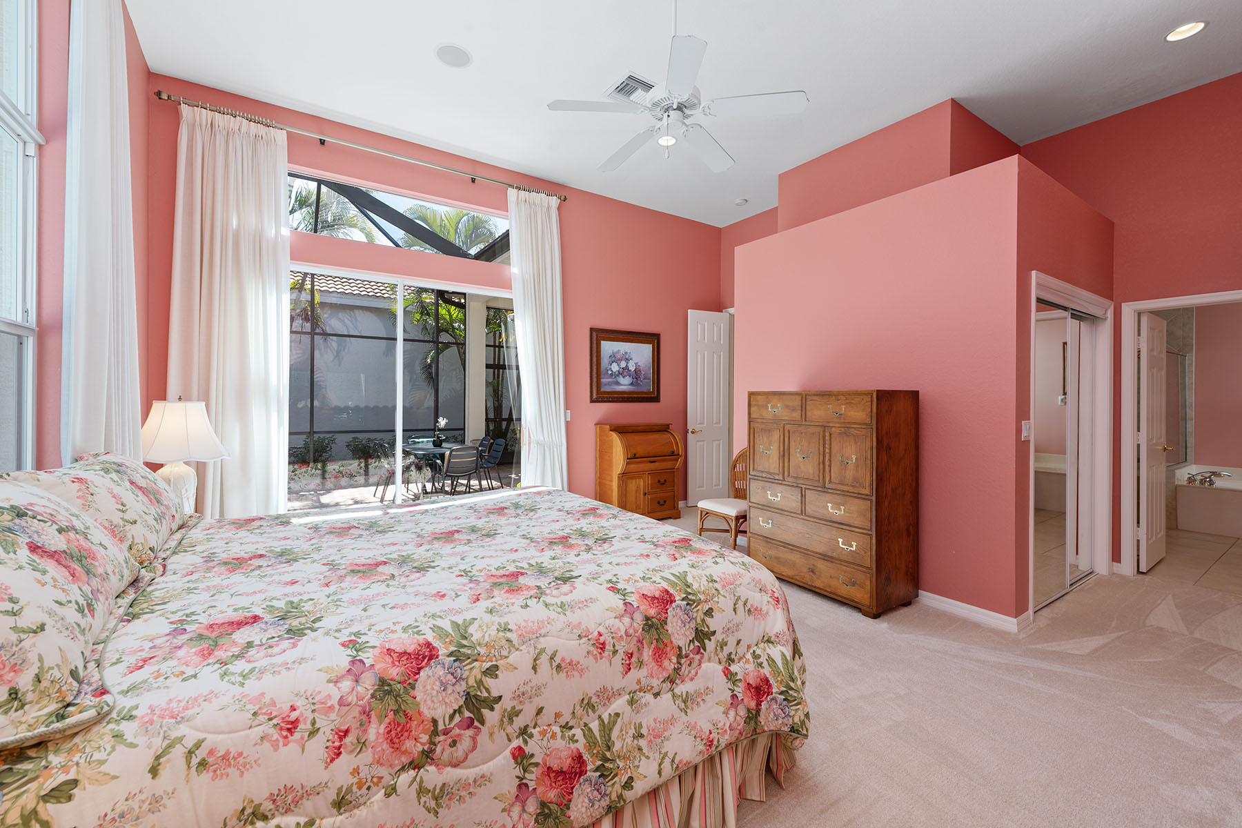 8556 Pepper Tree Way
