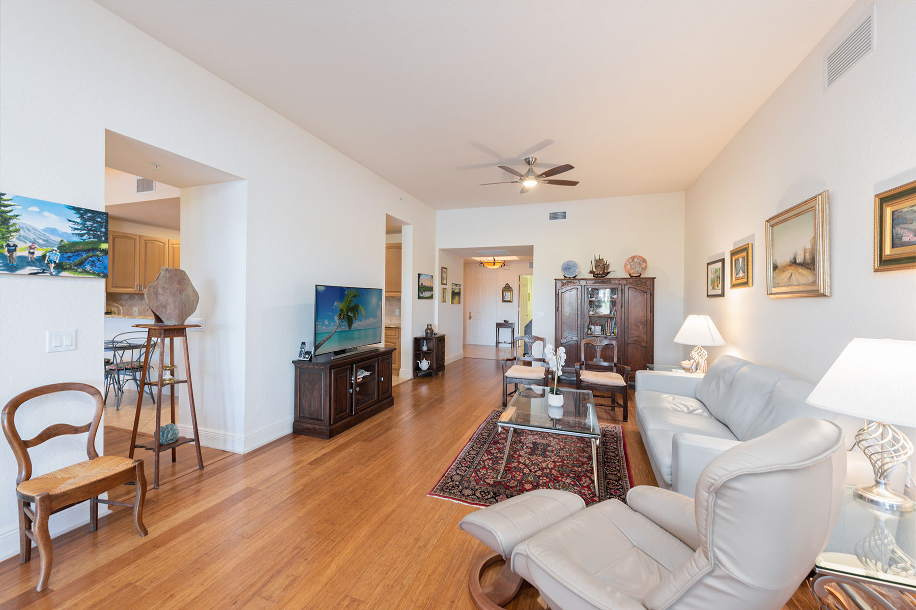 9221 Museo Circle , 102