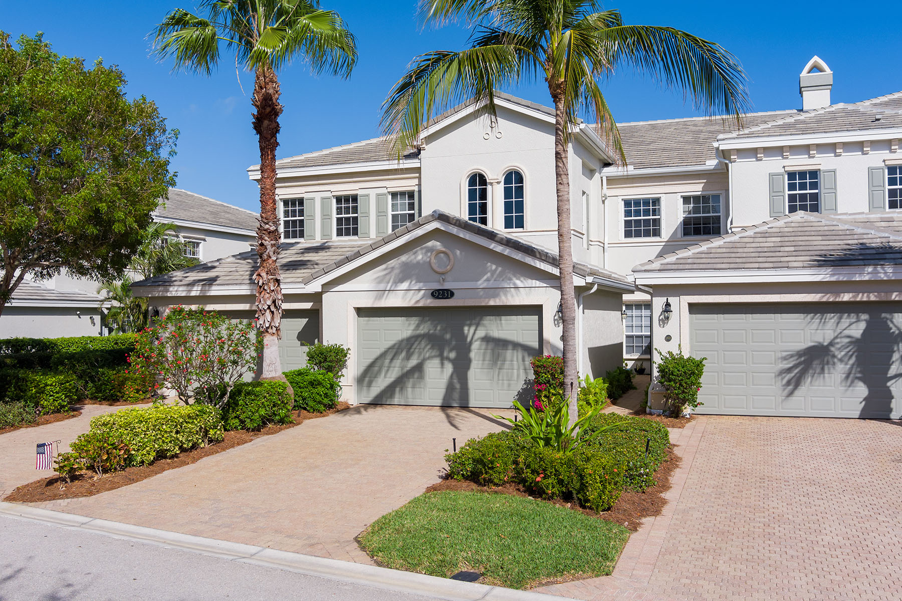 9231 Tesoro Lane , 201
