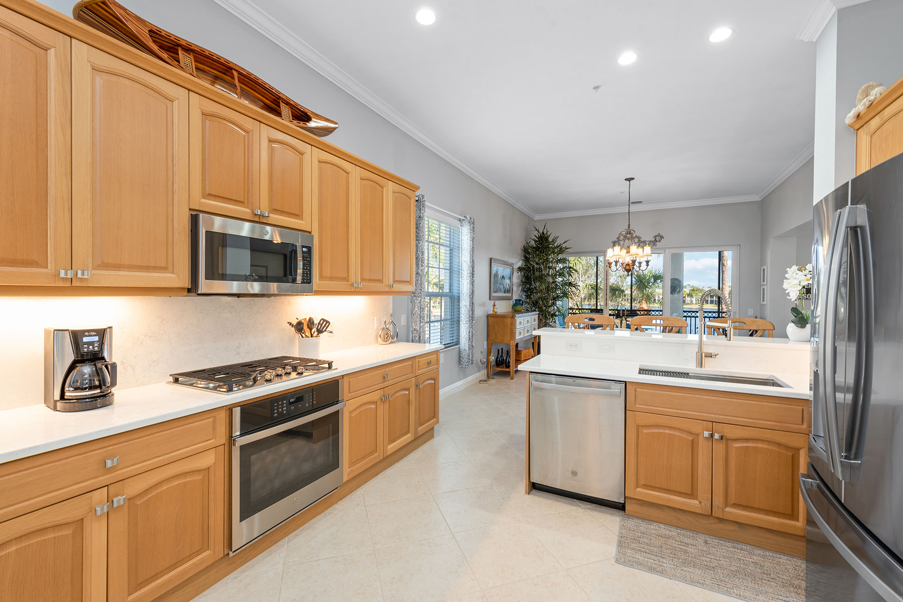 9231 Tesoro Lane , 201