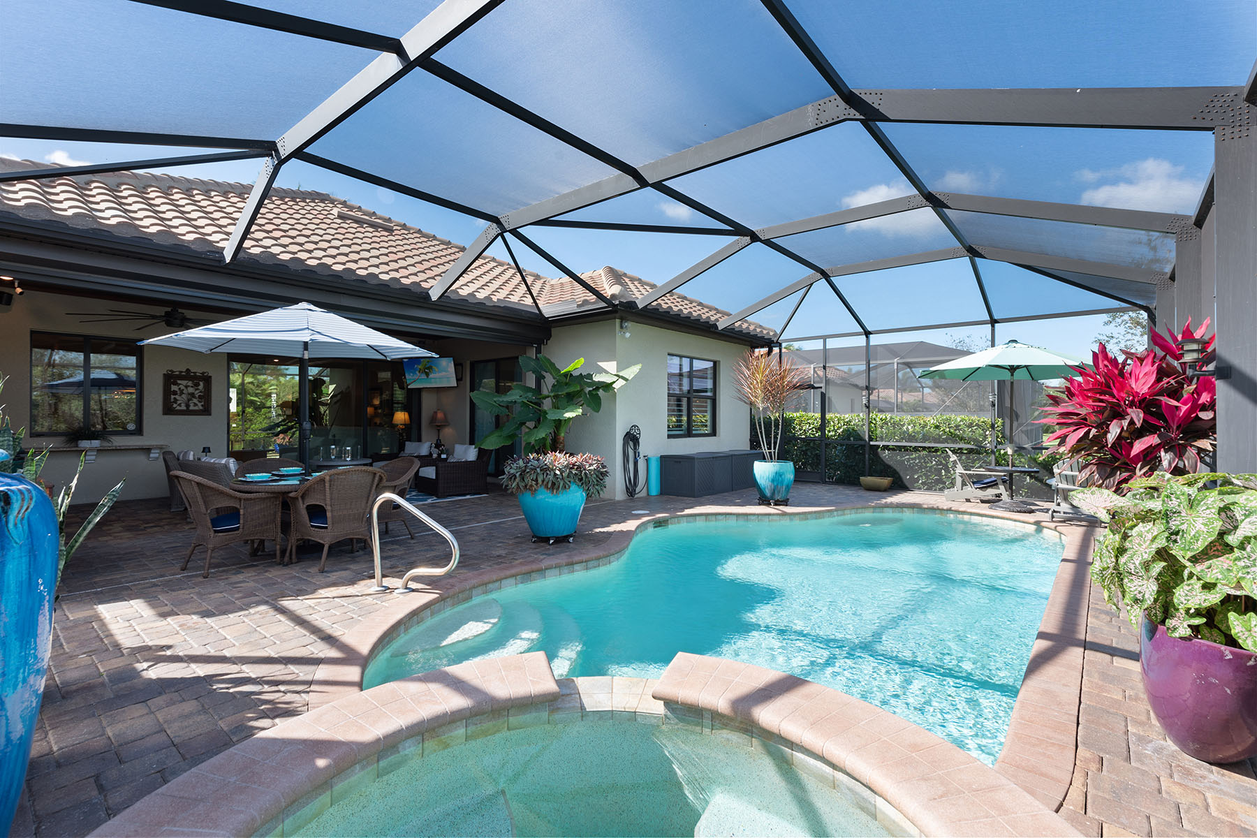2802 Aviamar Circle