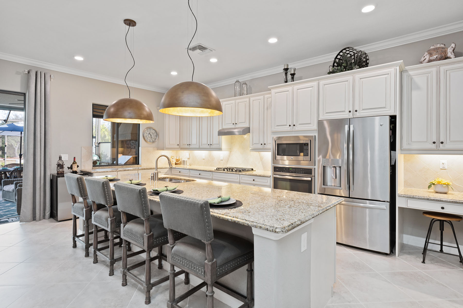 2802 Aviamar Circle