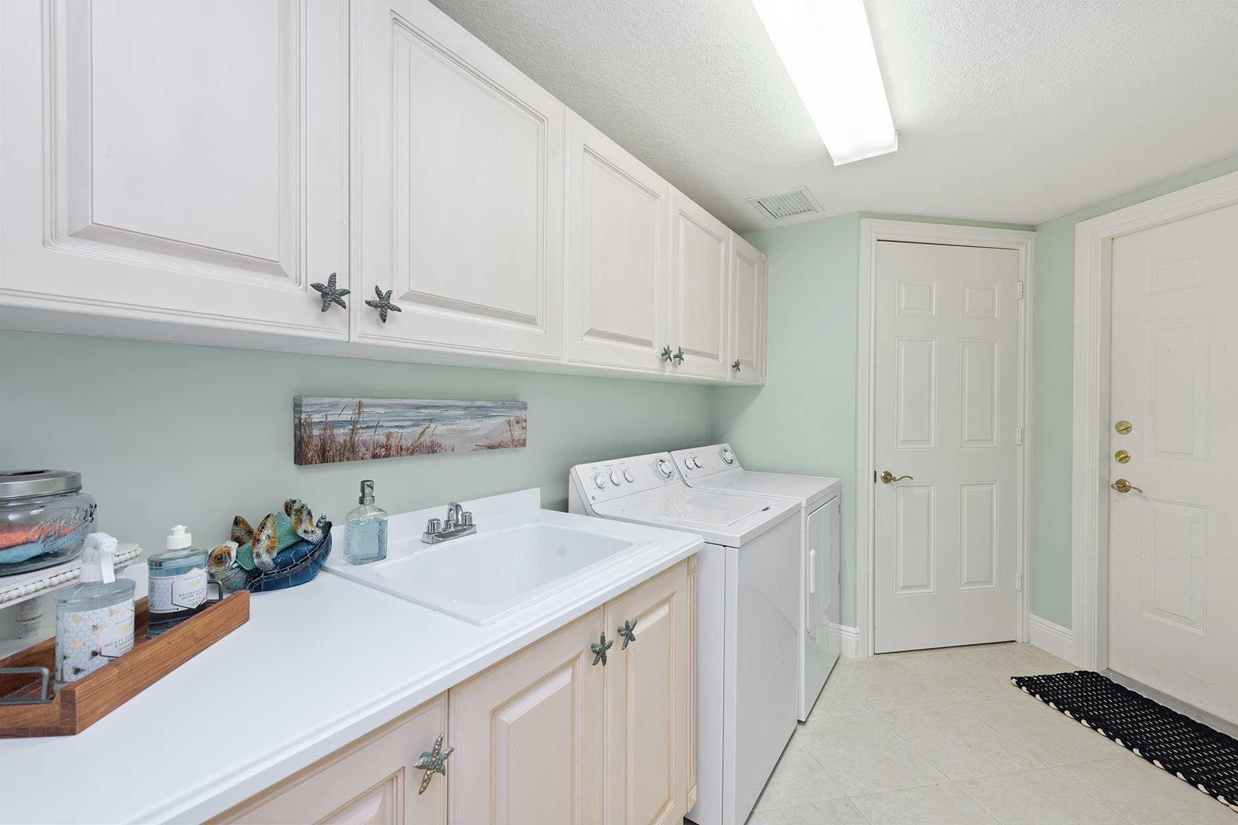 3301 Club Center Boulevard , 102