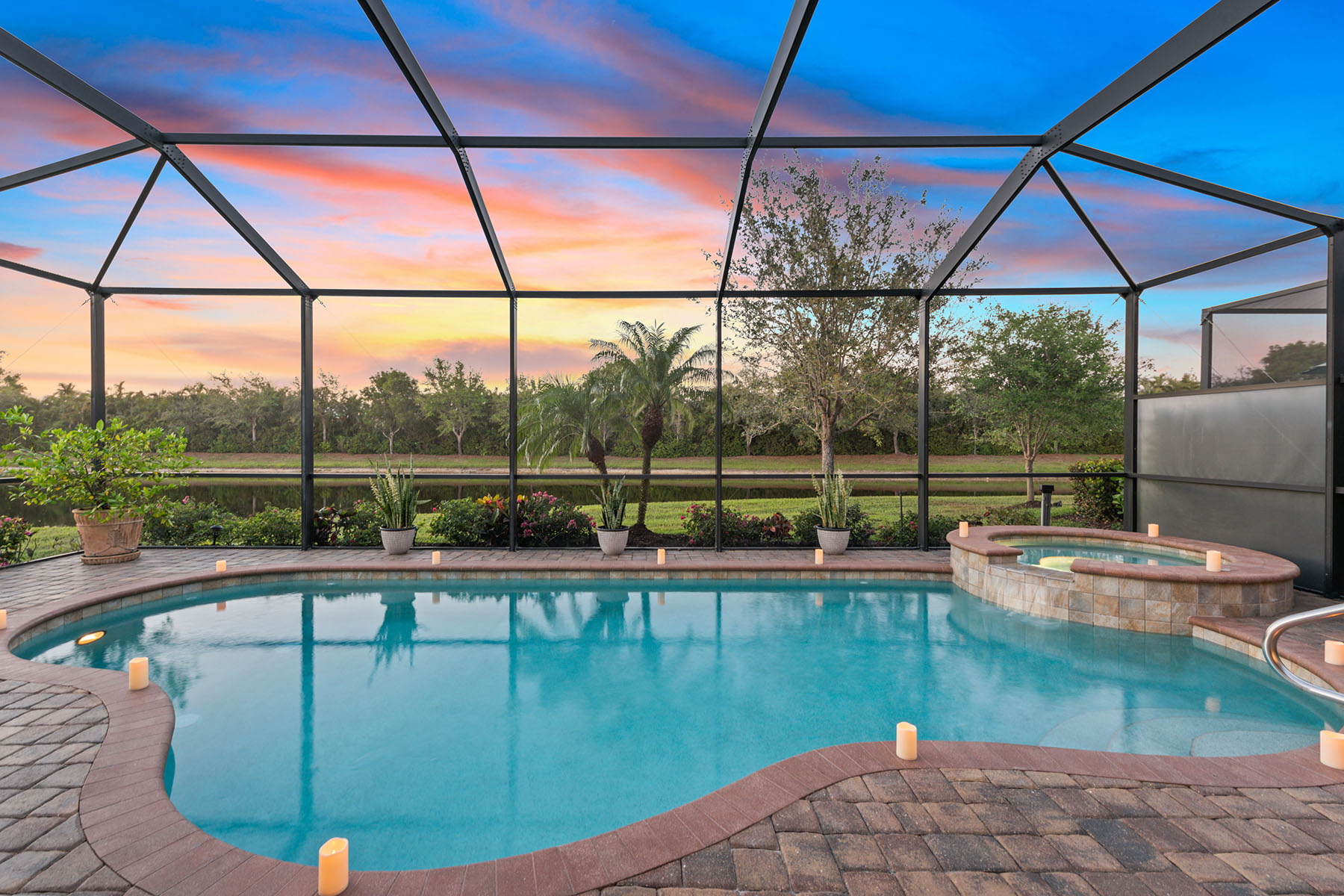 2806 Aviamar Circle