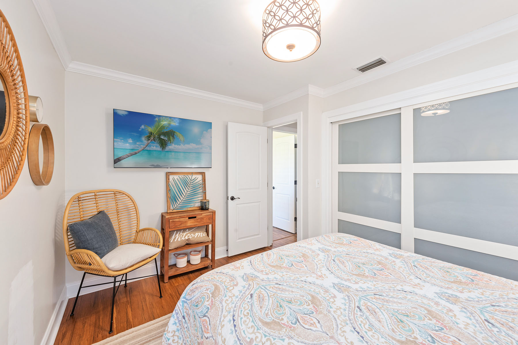 10 S Seas Court