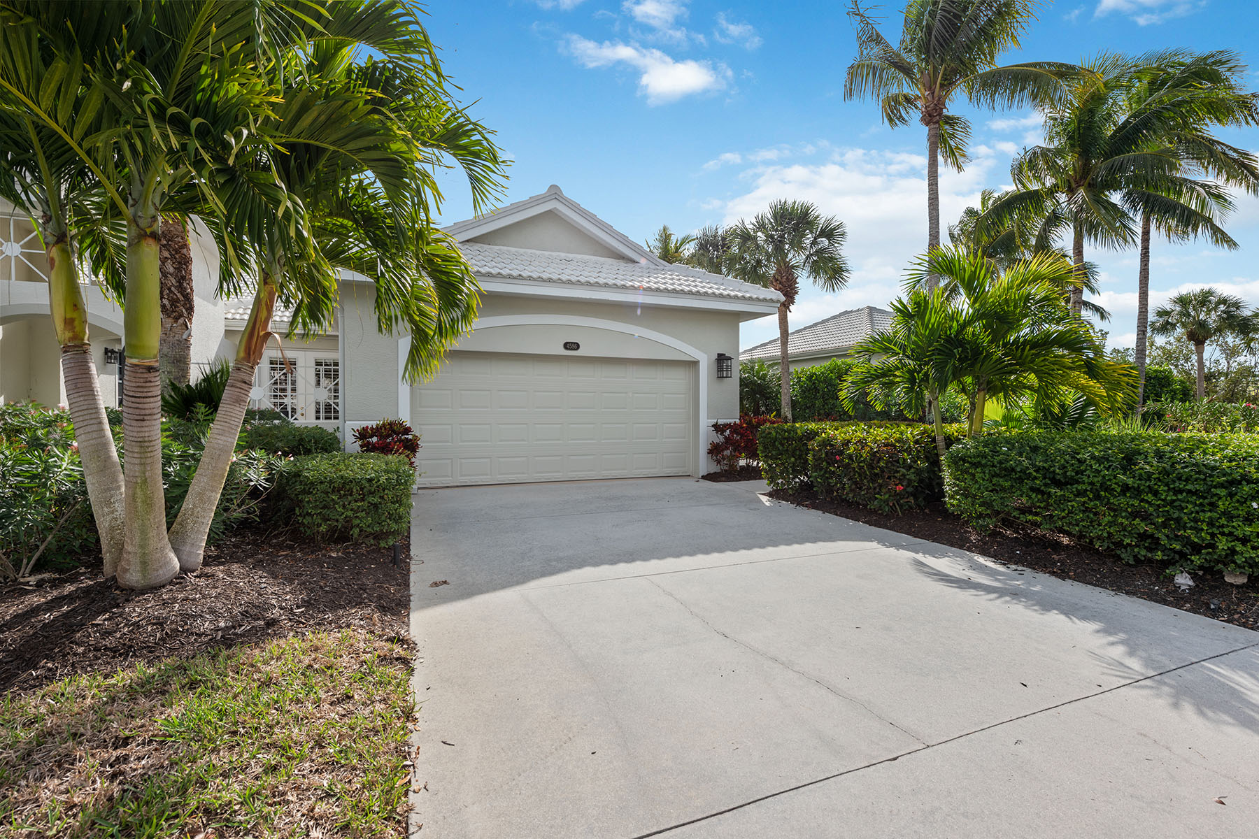 4586 Cardinal Cove Lane