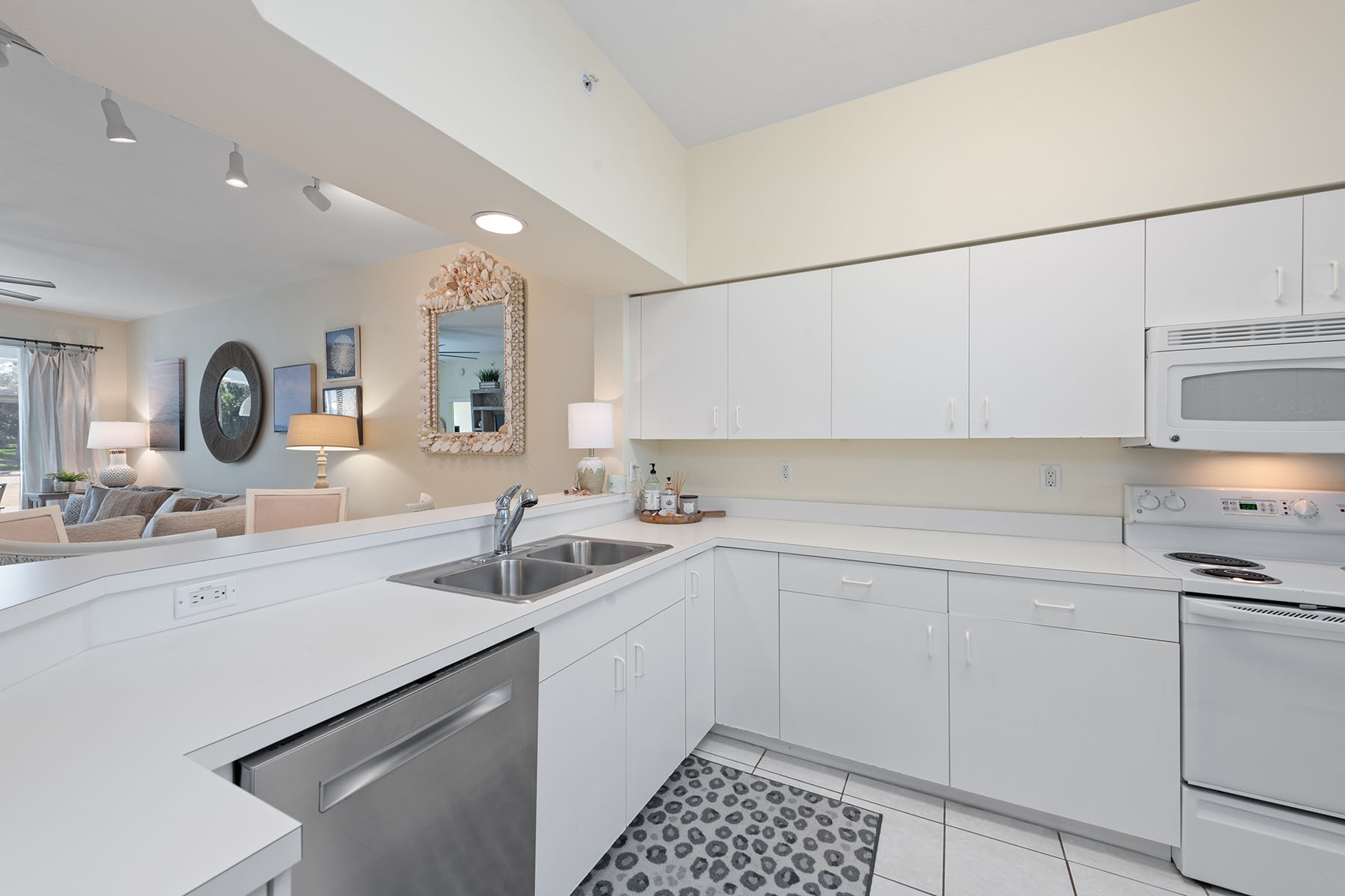 1950 Willow Bend Circle , 103