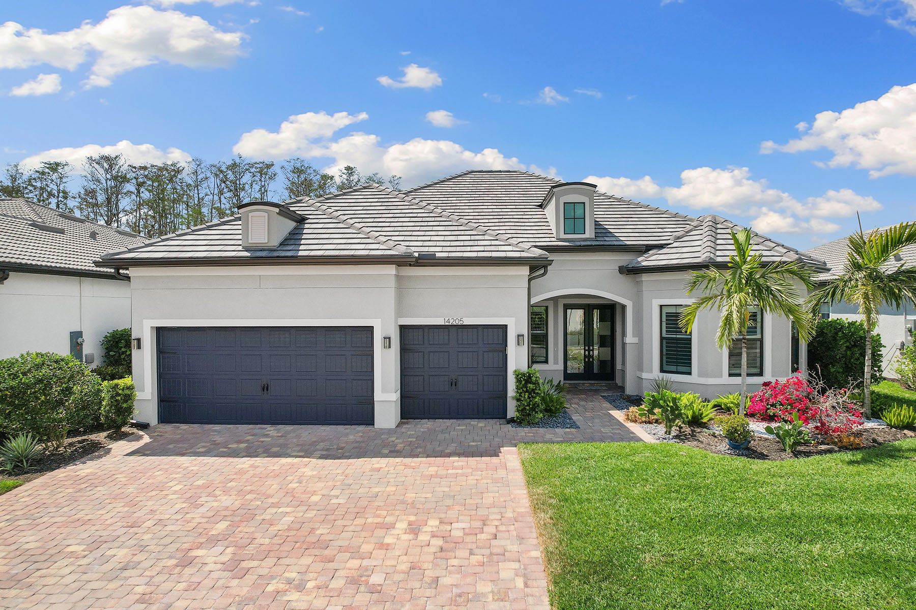 9014 Cascada Way , 202
