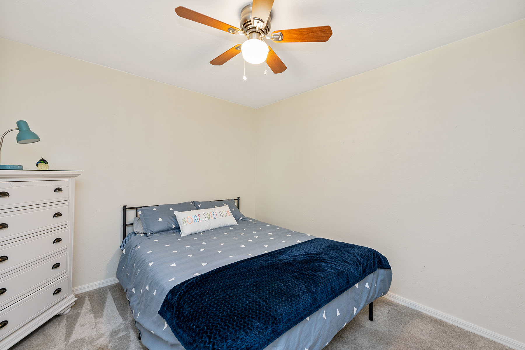 219 Fox Glen Drive , 1202