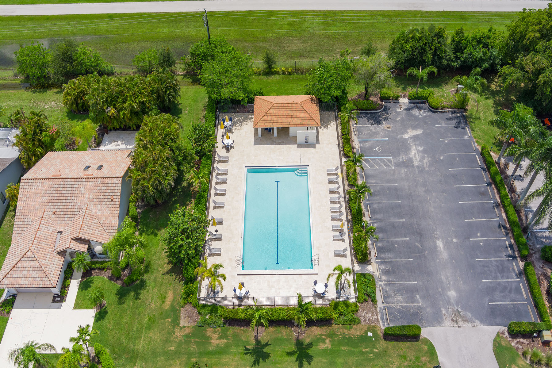 219 Fox Glen Drive , 1202