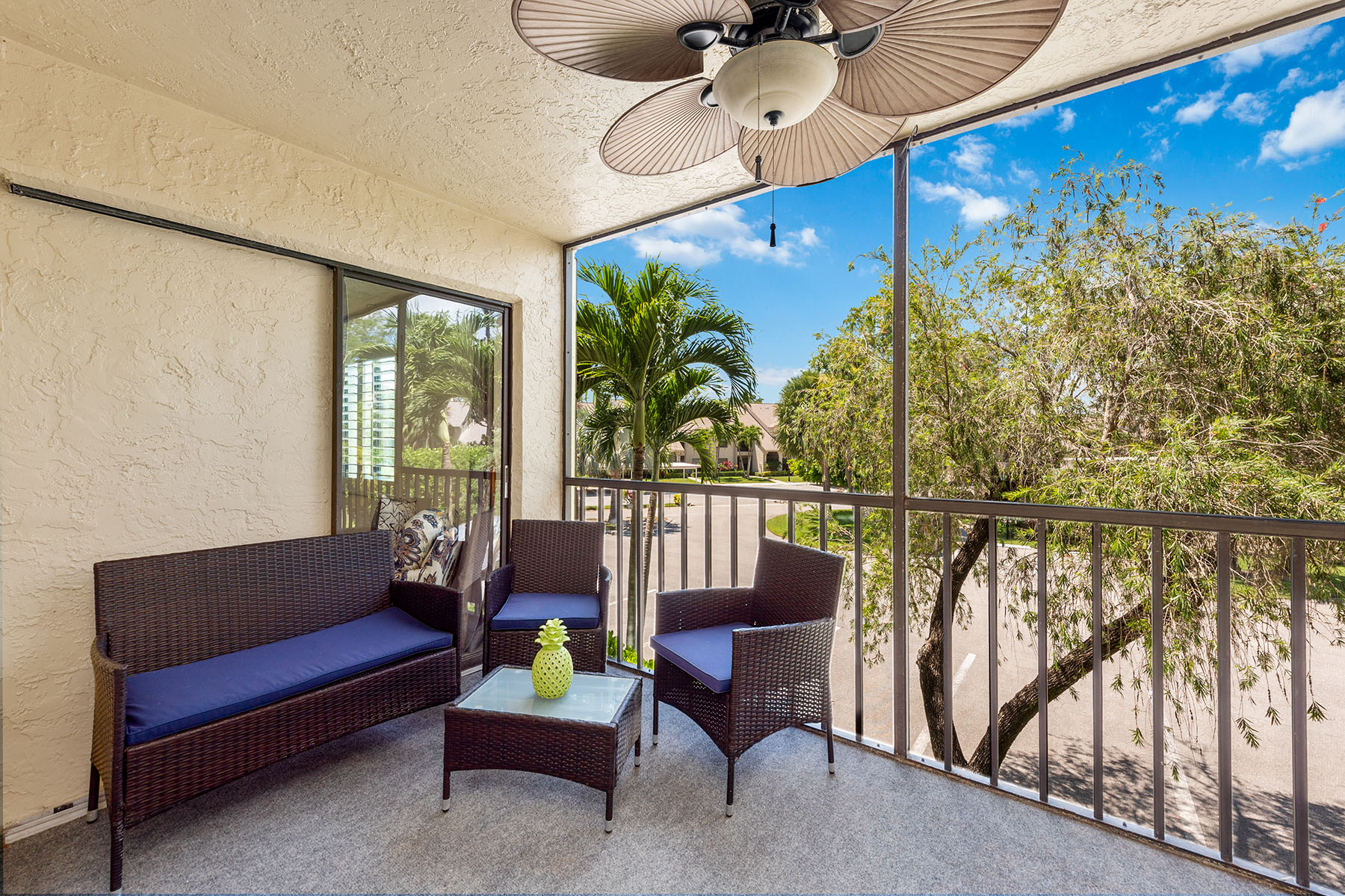 219 Fox Glen Drive , 1202