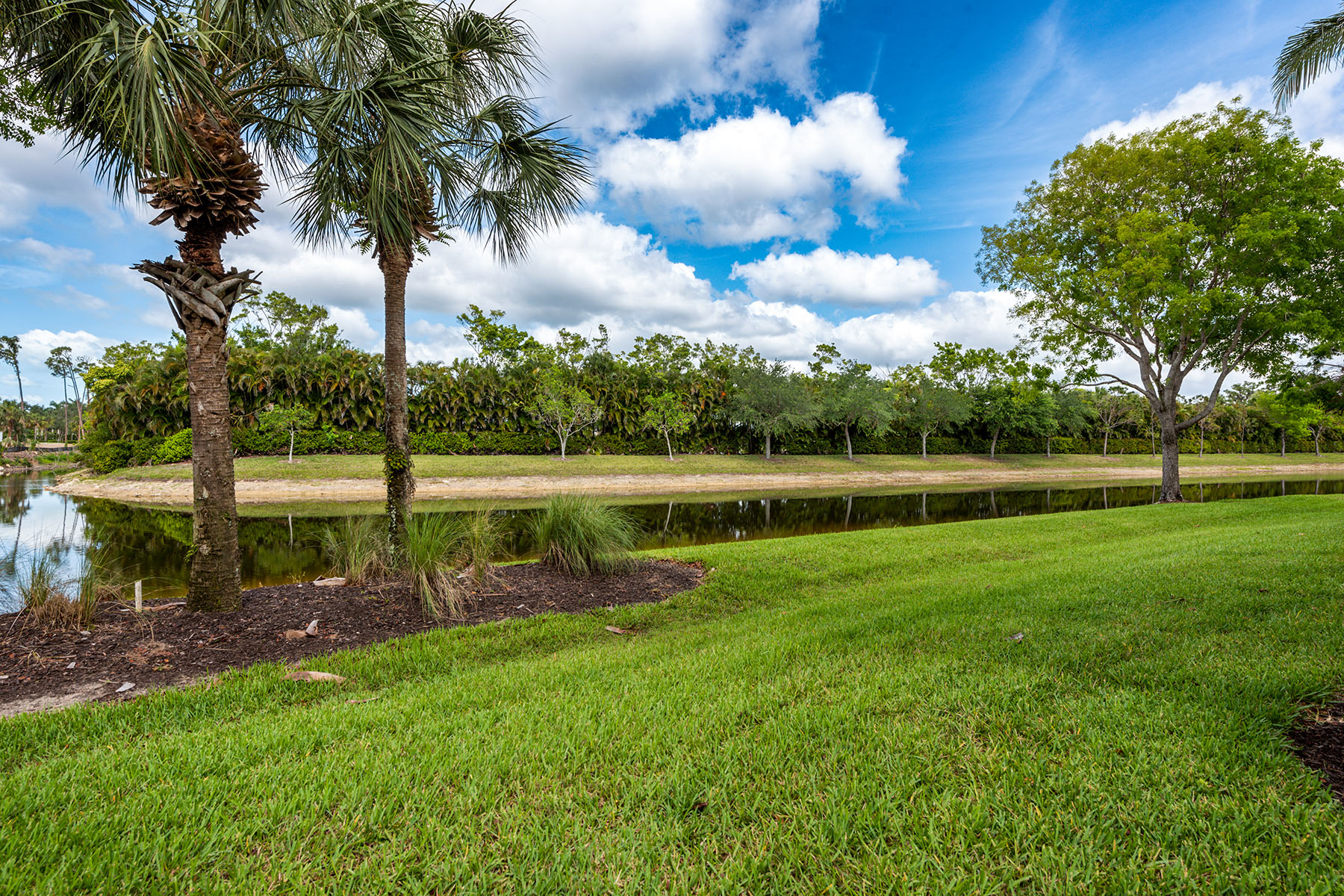 3142 Aviamar Circle , 103