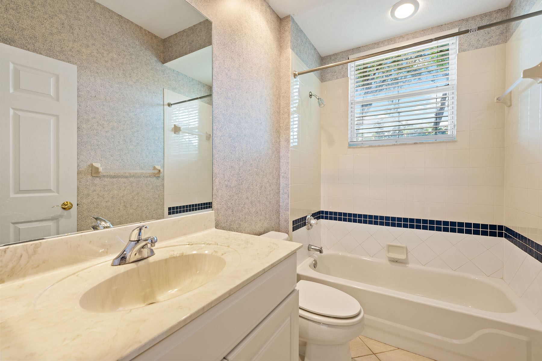8525 Pepper Tree Way