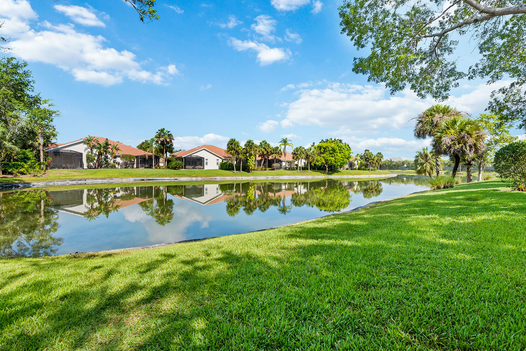 8525 Pepper Tree Way