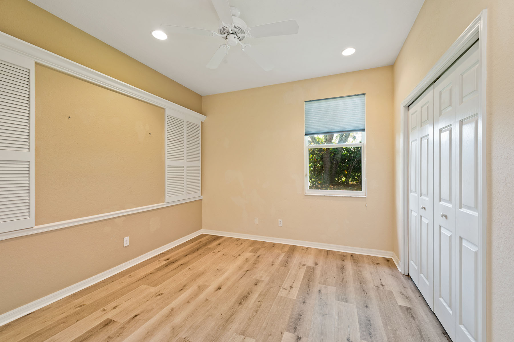 8525 Pepper Tree Way