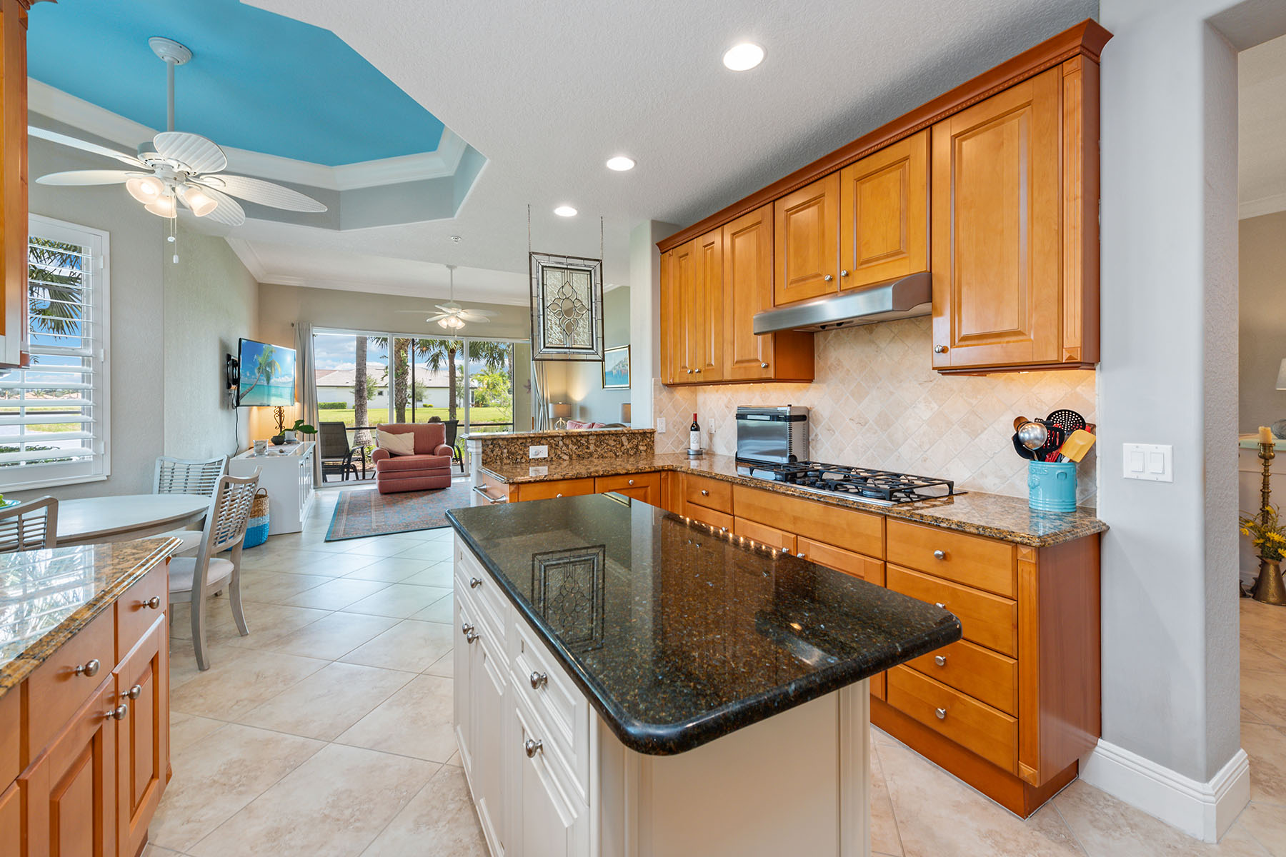 2595 Aviamar Circle , 101