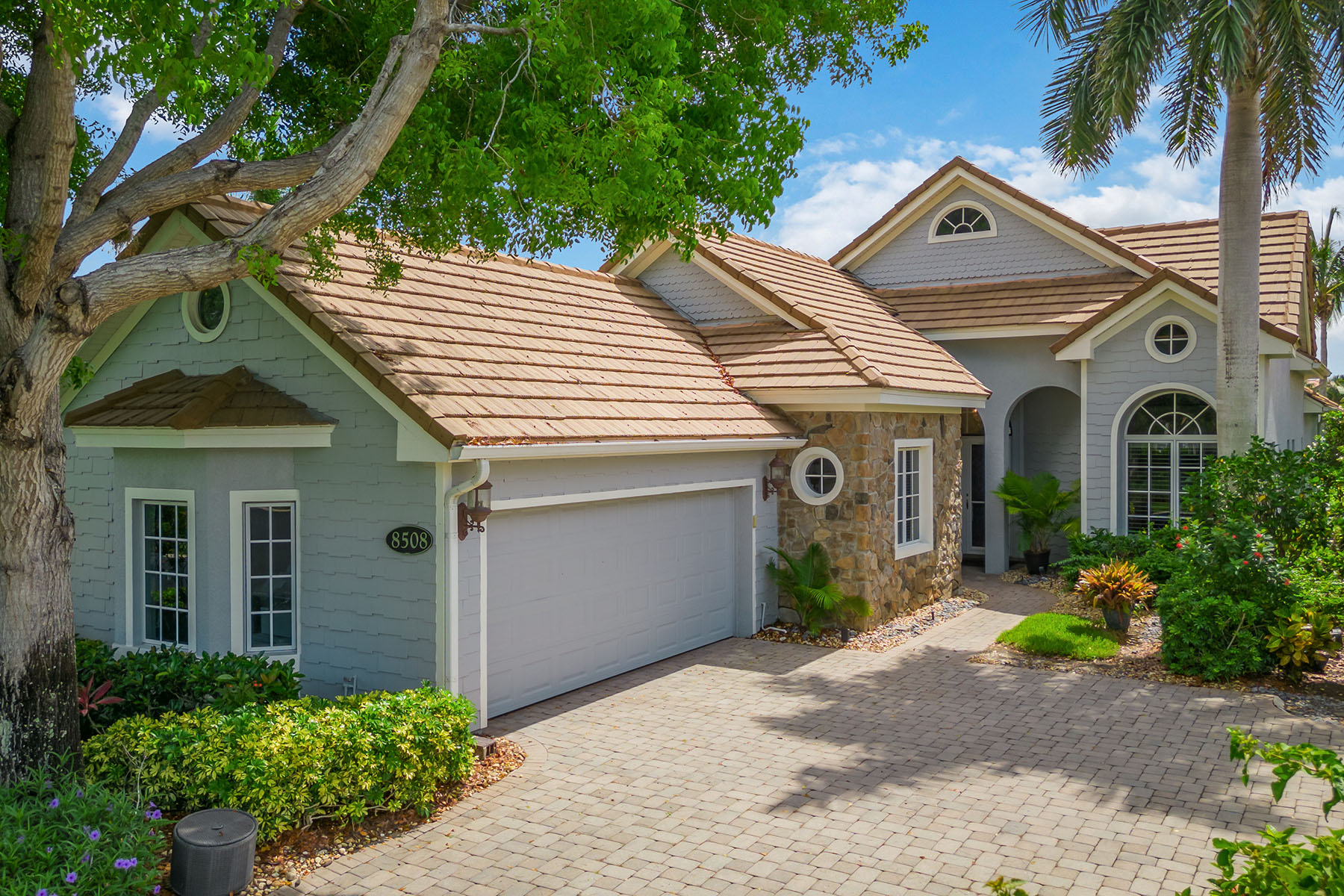 8508 Mallards Point