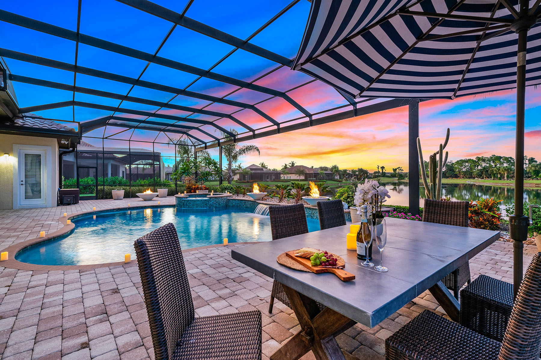 6589 Costa Circle