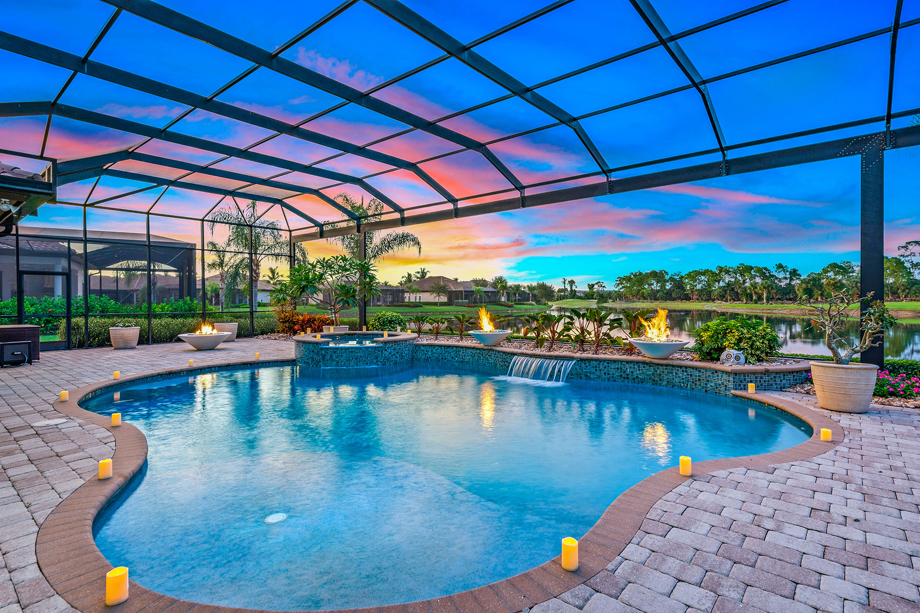 6589 Costa Circle