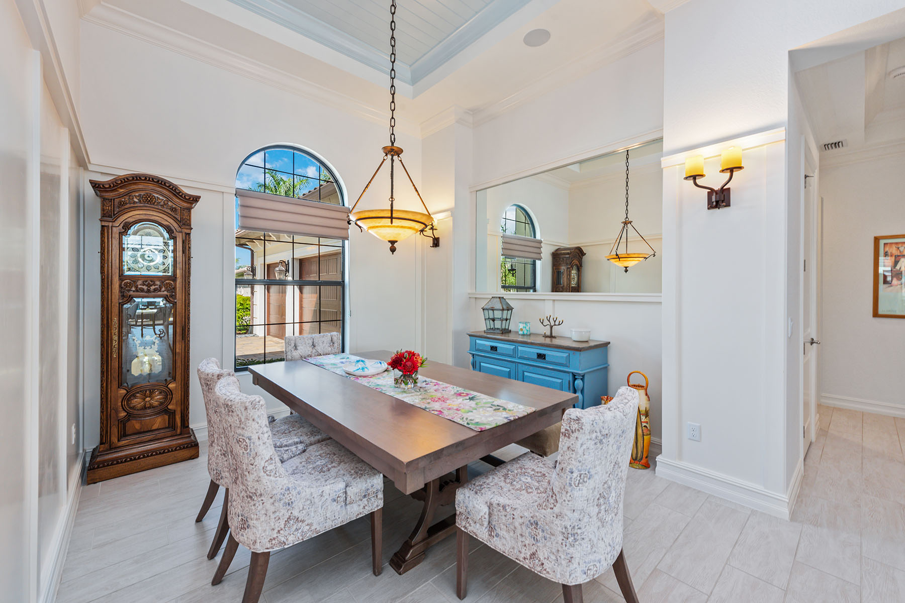 6589 Costa Circle