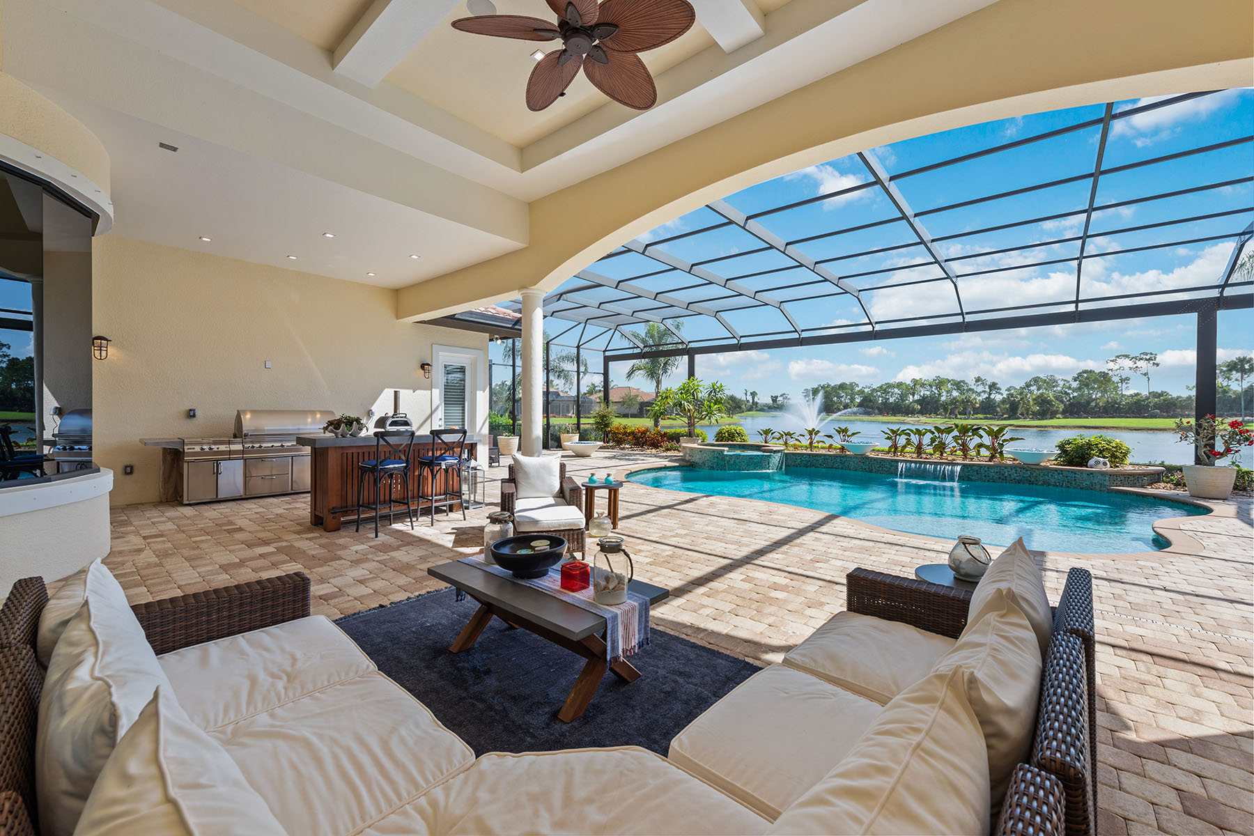 6589 Costa Circle