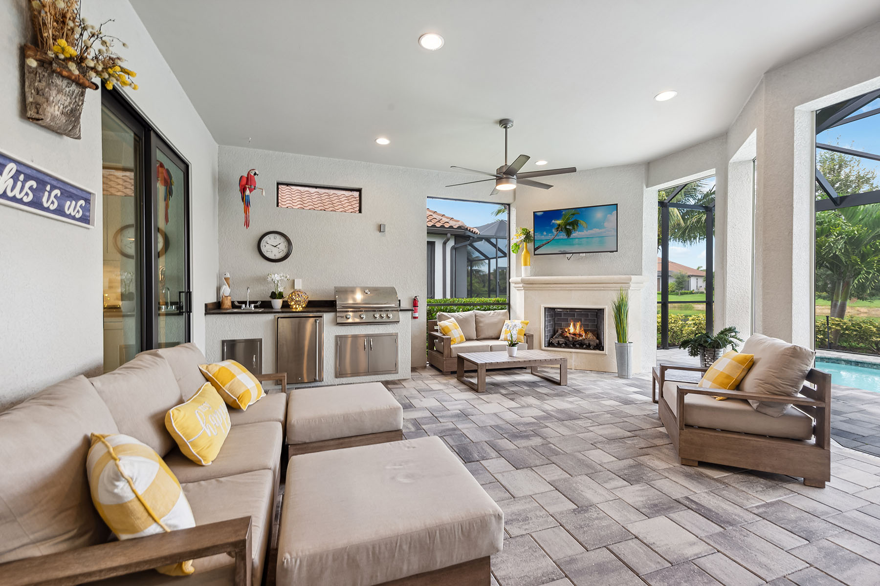 3253 Belon Lane
