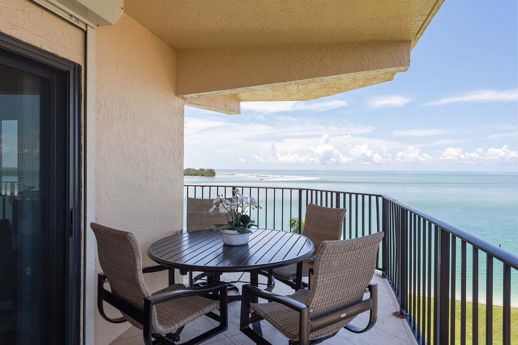 1100 S Collier Boulevard , 722