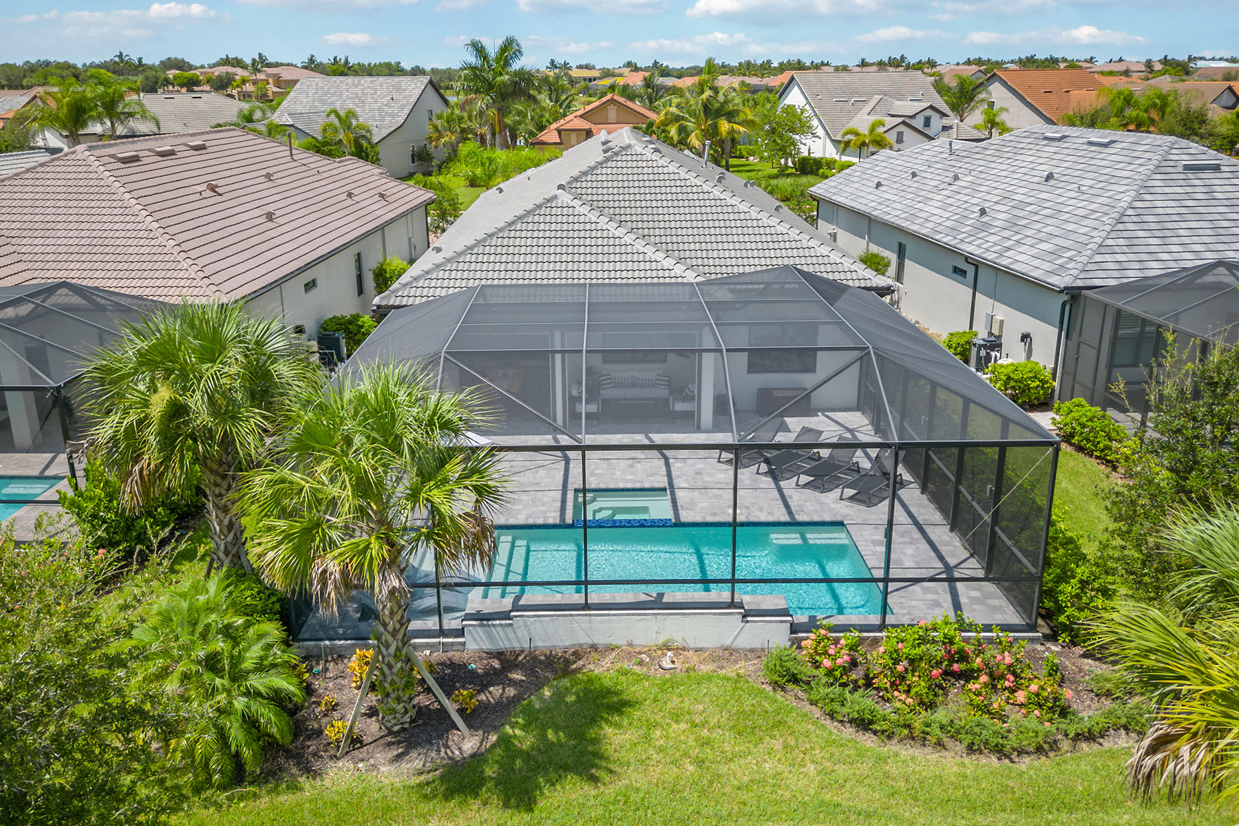 2738 Aviamar Circle