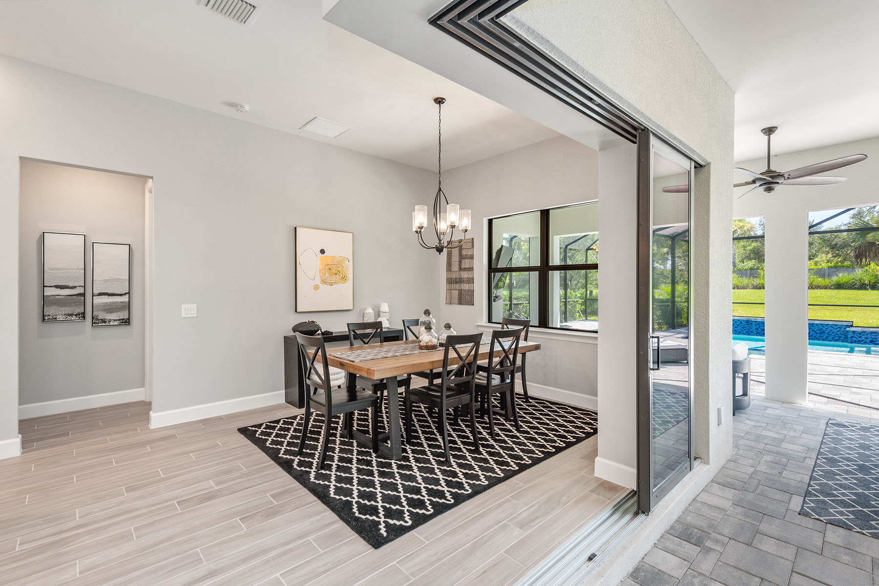 2738 Aviamar Circle