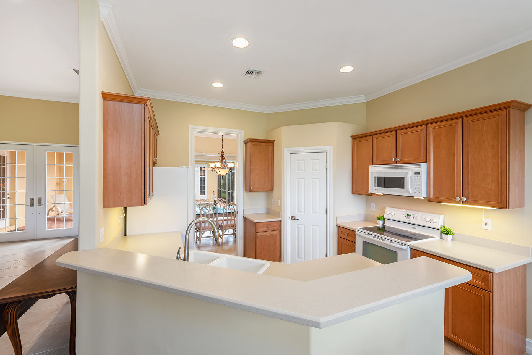 6761 Bent Grass Drive