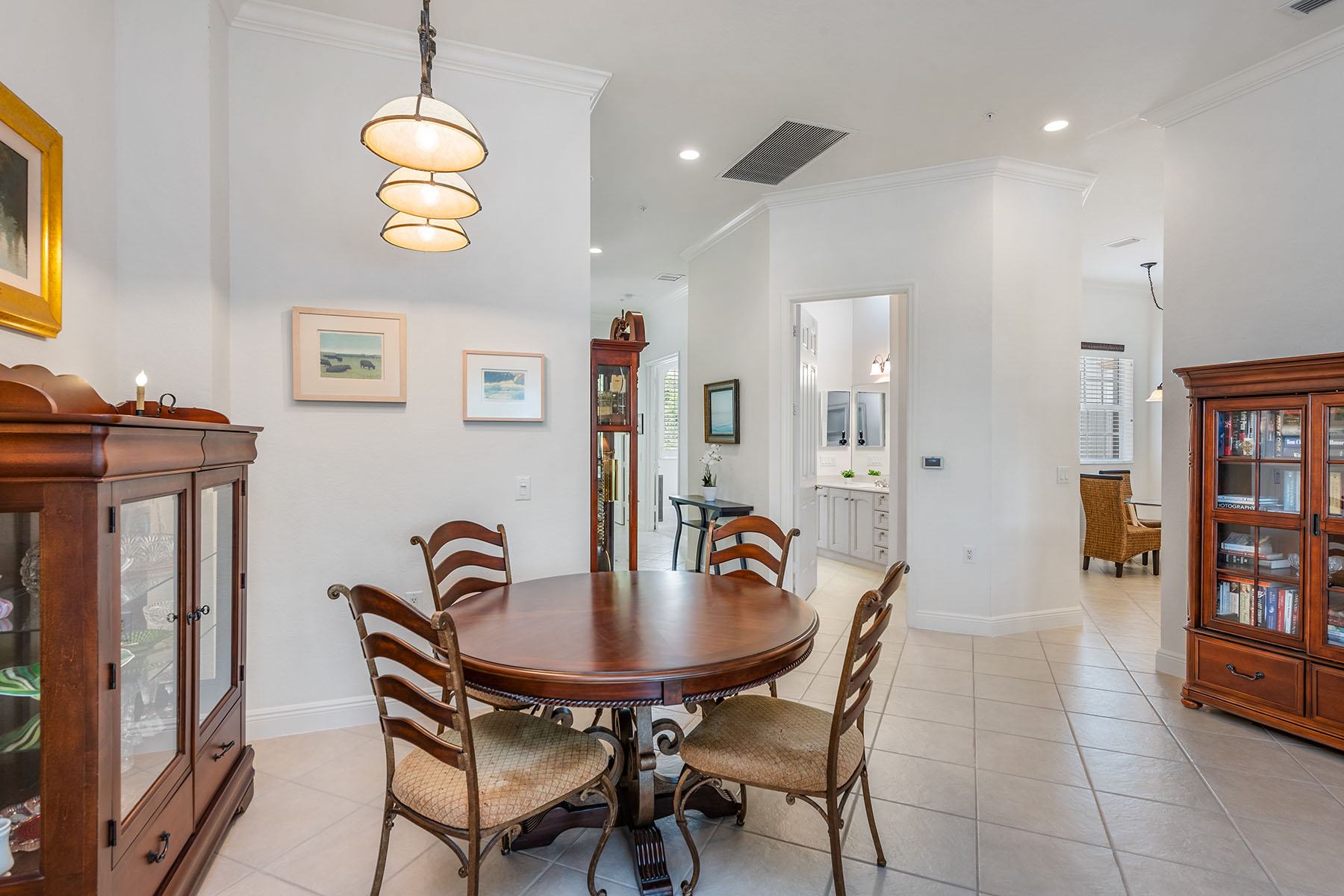 9267 Museo Circle , 203