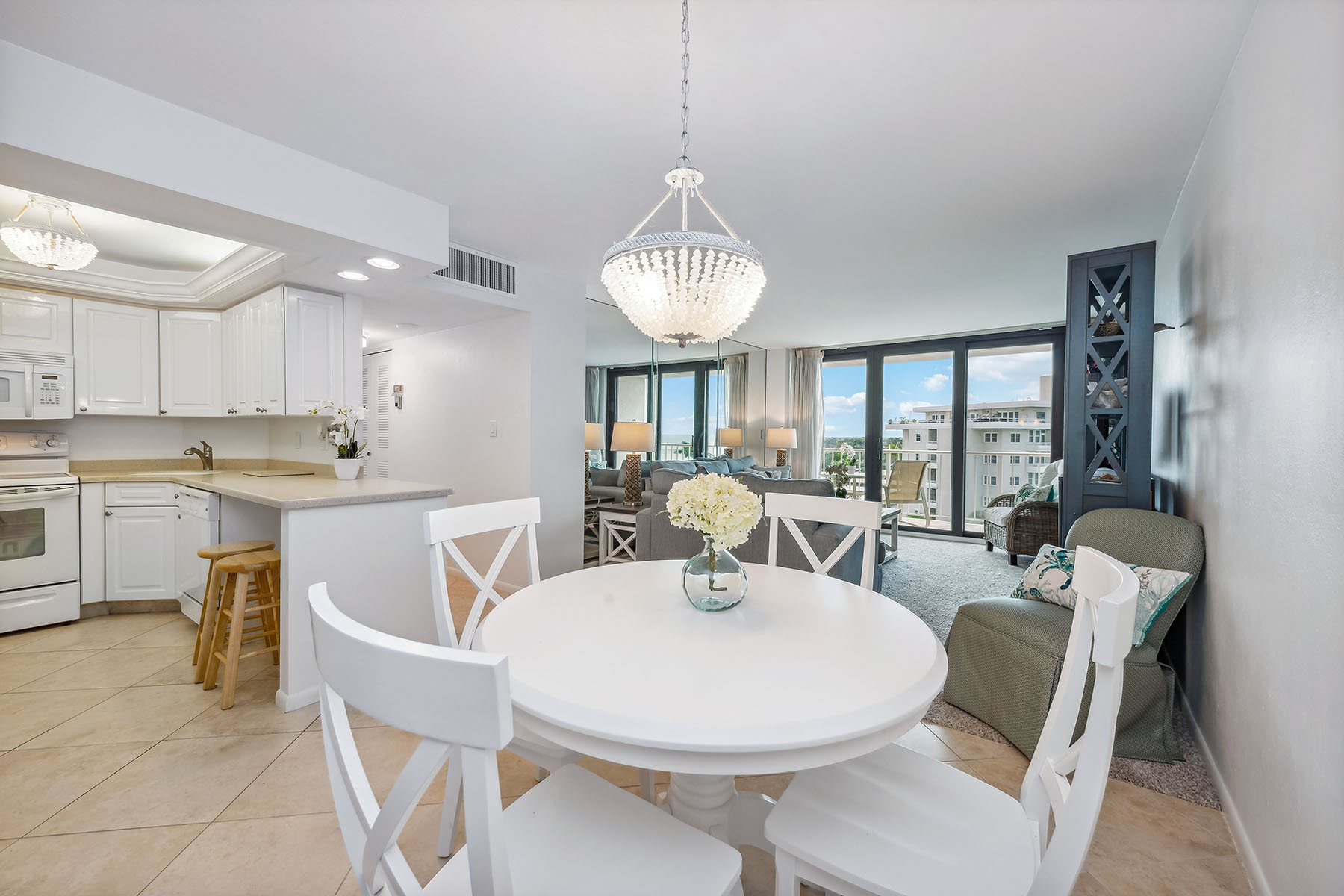 260 Seaview Court , 609