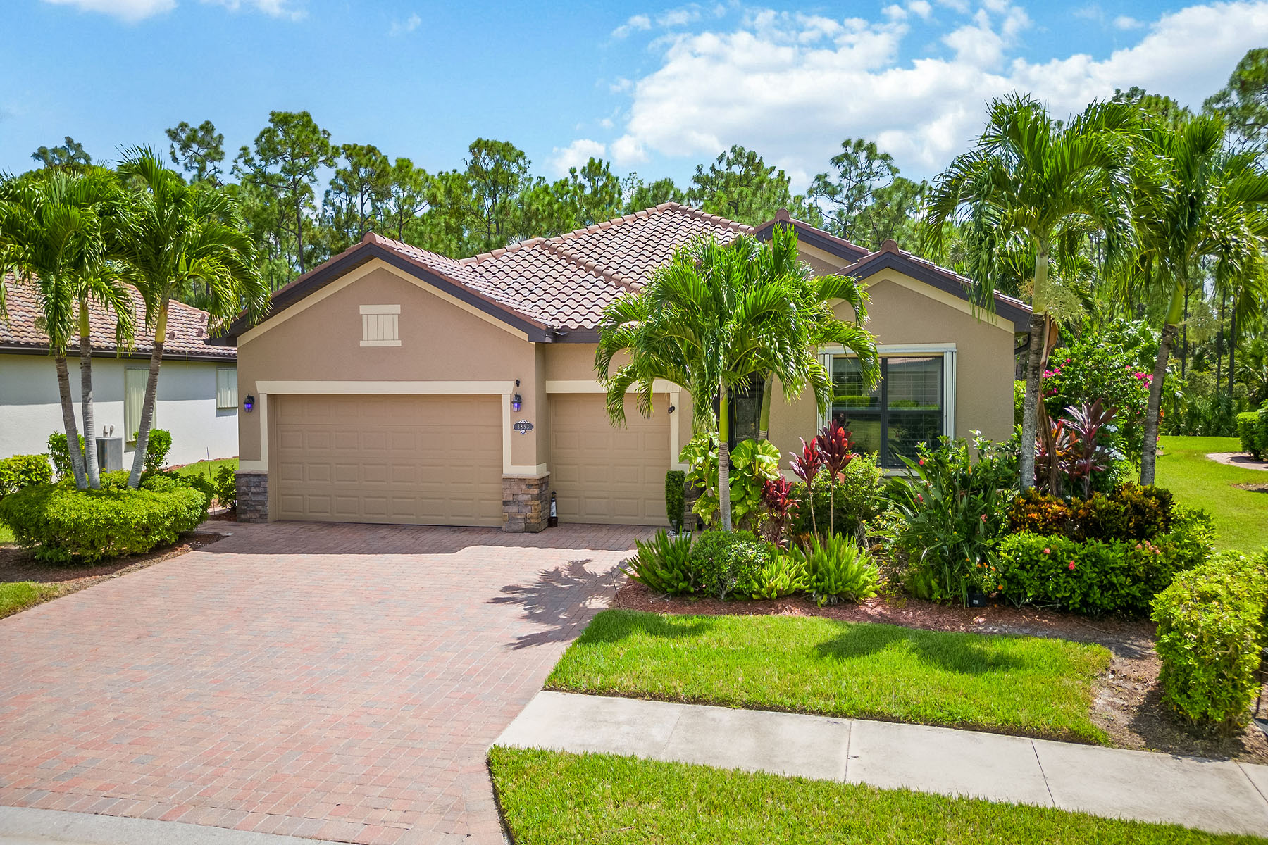3893 Treasure Cove Circle