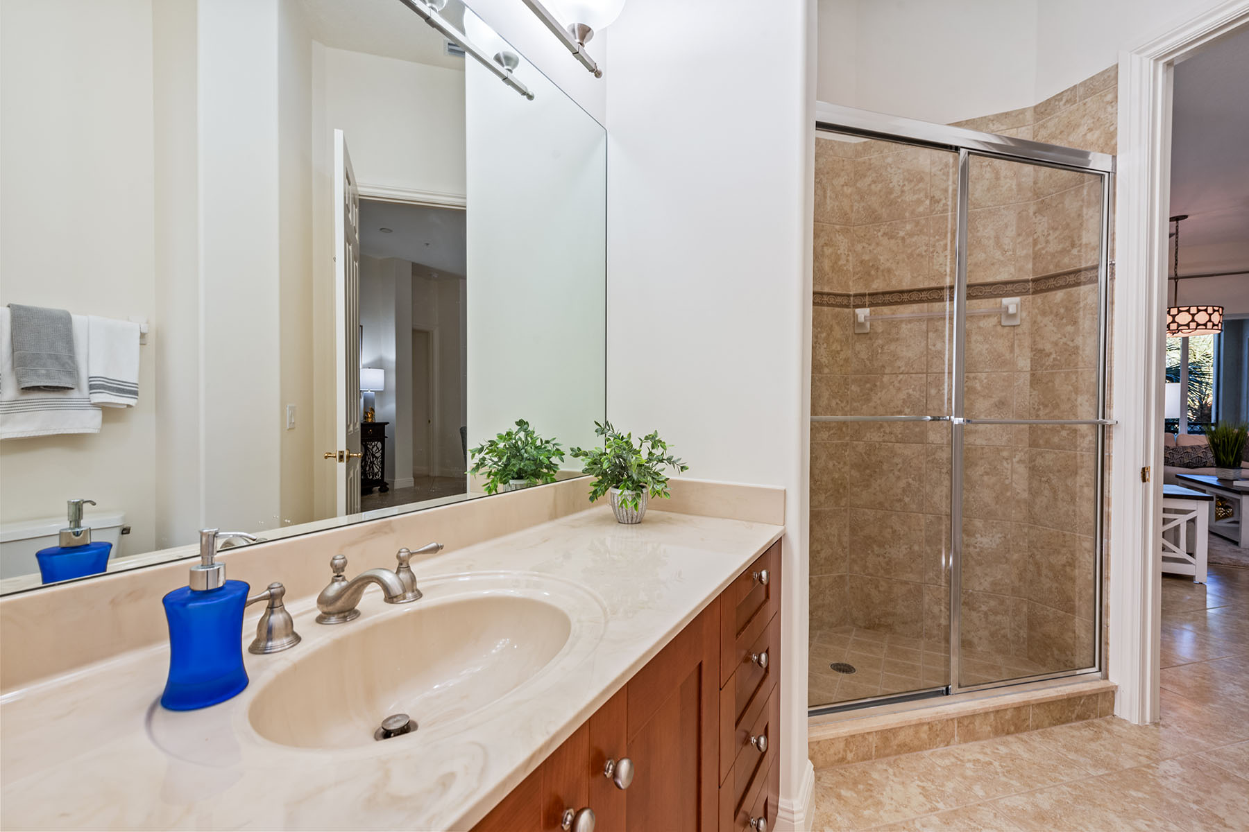 3138 Aviamar Circle , 203