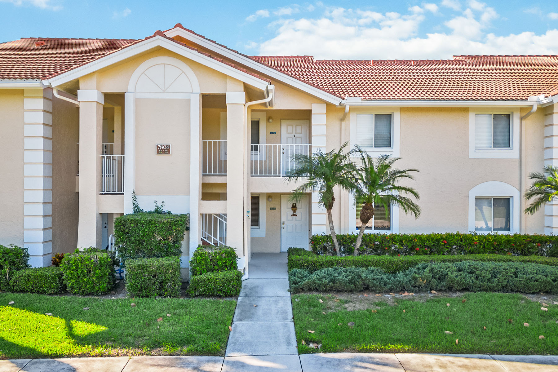 7806 Emerald Circle , C-102