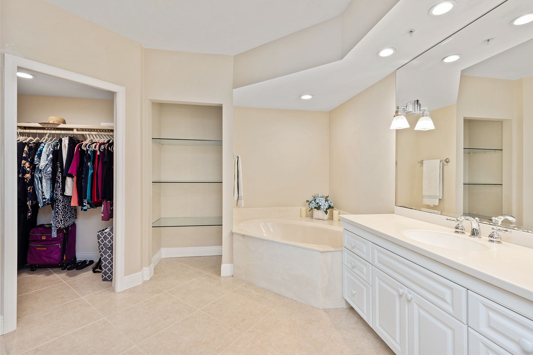 1070 S Collier Boulevard , 705