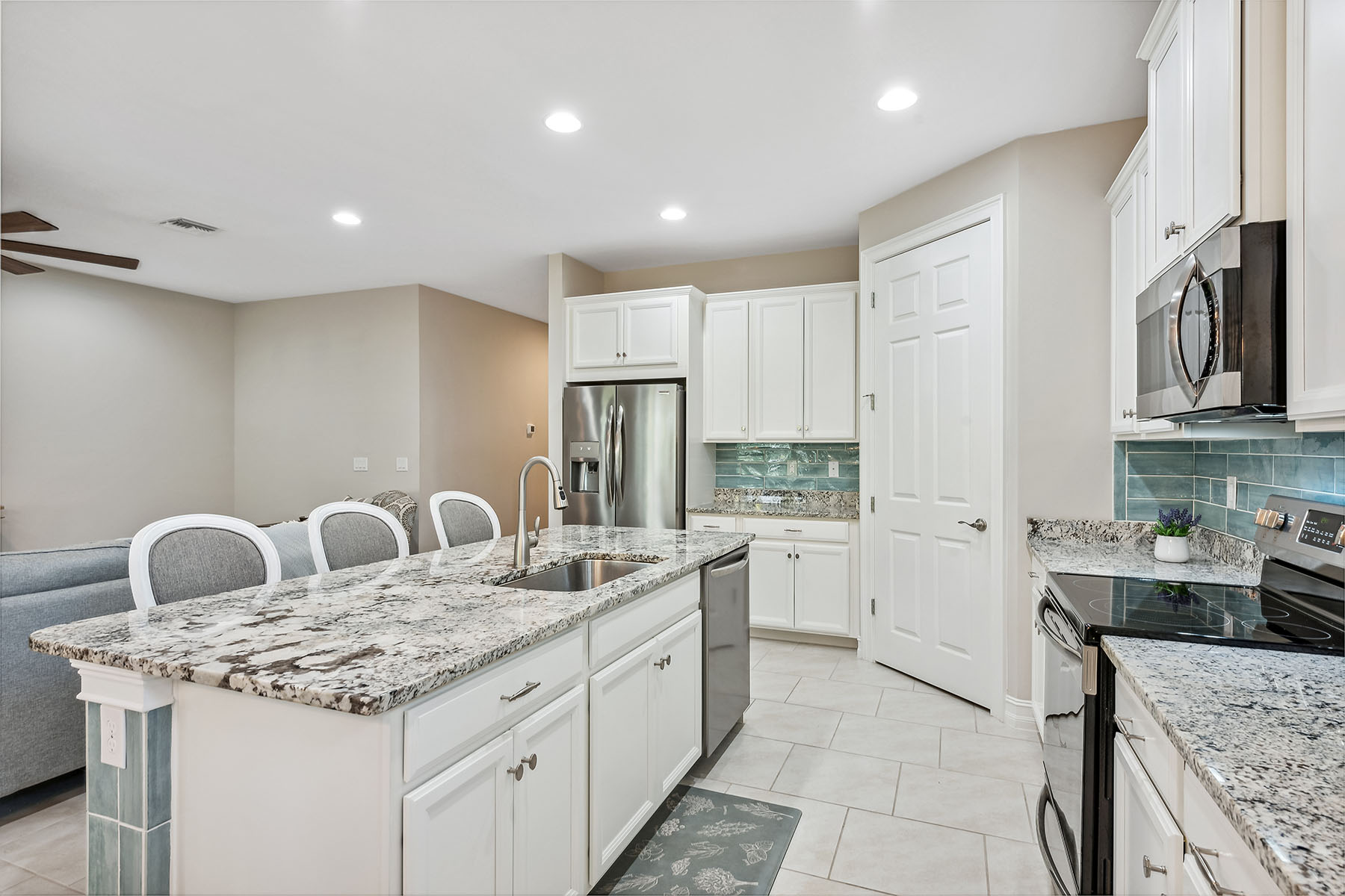 14516 Topsail Drive